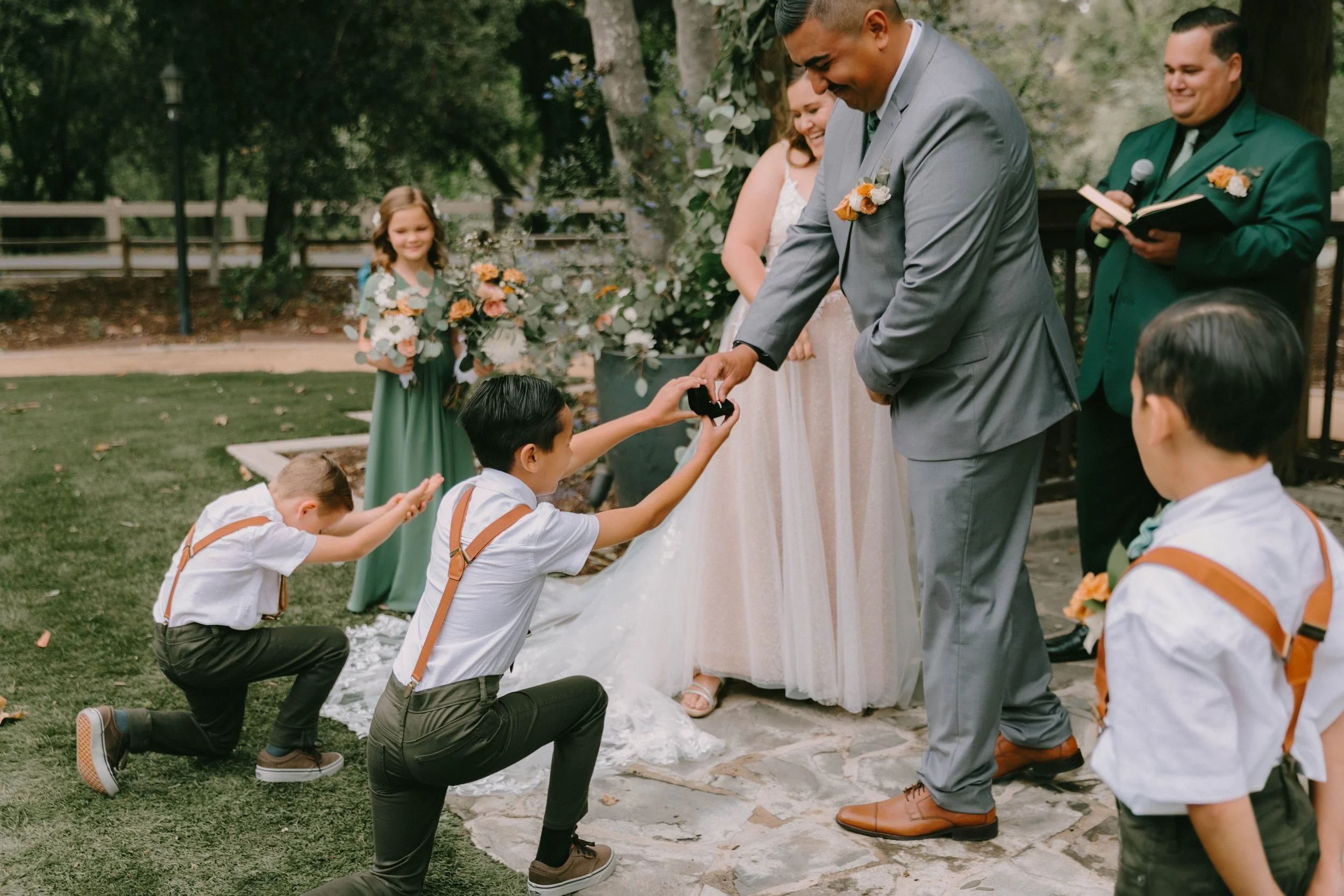 Wedding ceremony at Santiago Oaks Regional Park in Orange, CA — Southern California wedding photographer Tesla Rae Photo based in Huntington Beach
