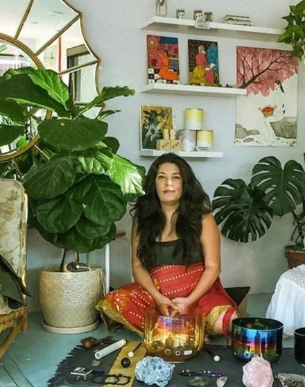 Sound Codes Meditation &amp; Frequency Healing with Naomi Fay 