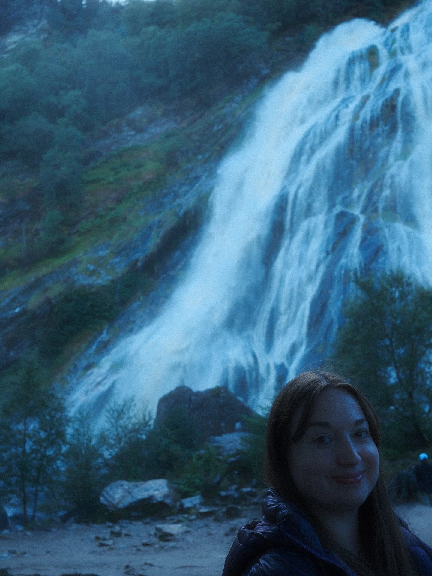 Me waterfall bbz