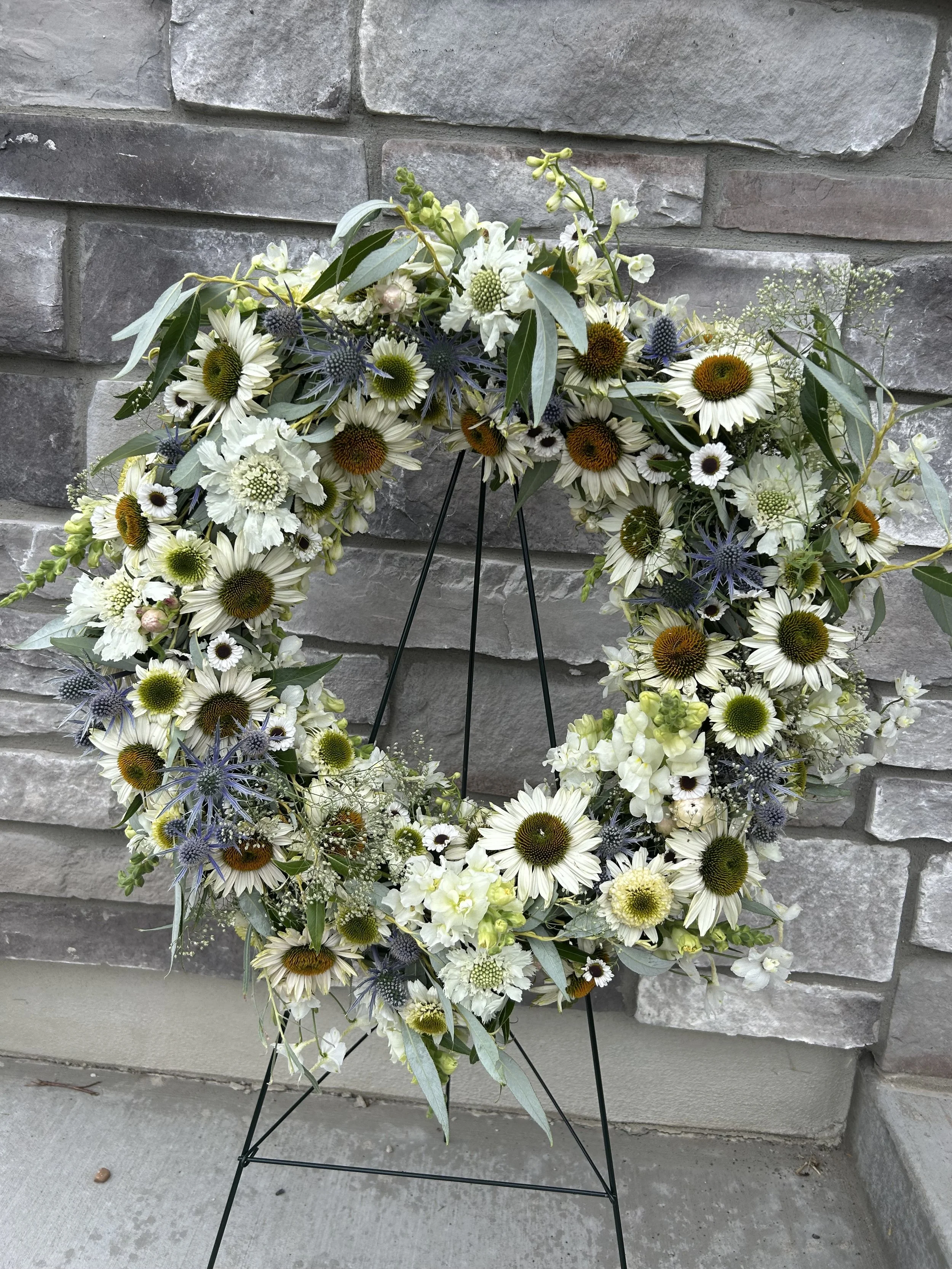 18 inch Funeral Wreath