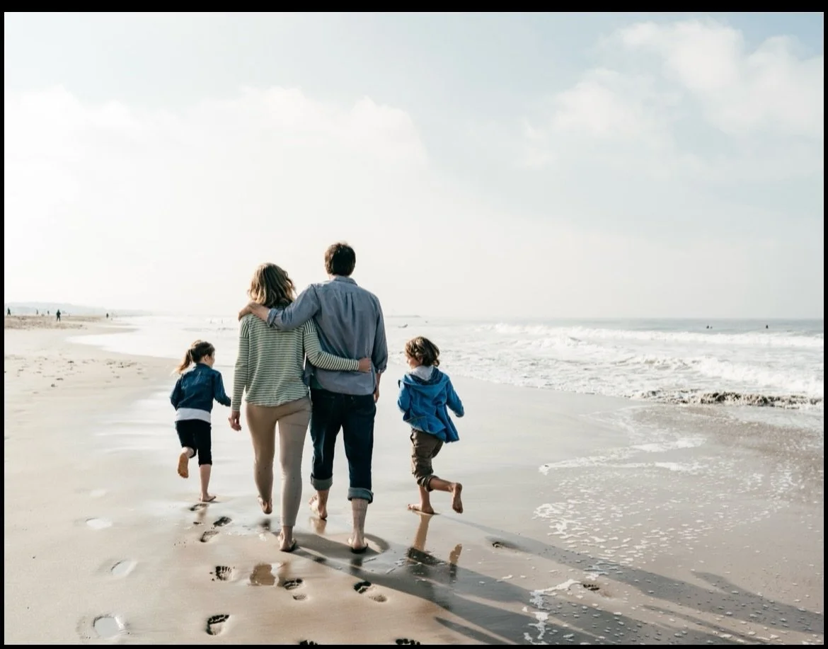 Need a night out but worried about childcare? We've got you covered! South Bay Nannies offers top-notch nannies with just 24 hours' notice. Our trusted sitters will give you peace of mind while you enjoy some well-deserved me-time. Contact us today! 