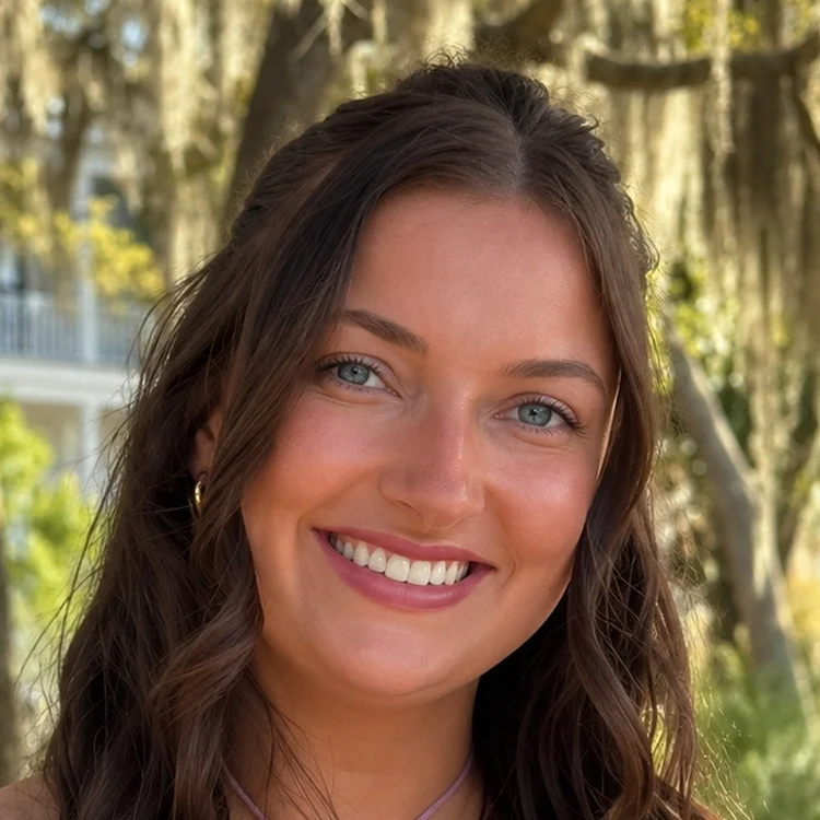 Meredith Lombardi, Design Assistant, Ivory & Bone Interiors