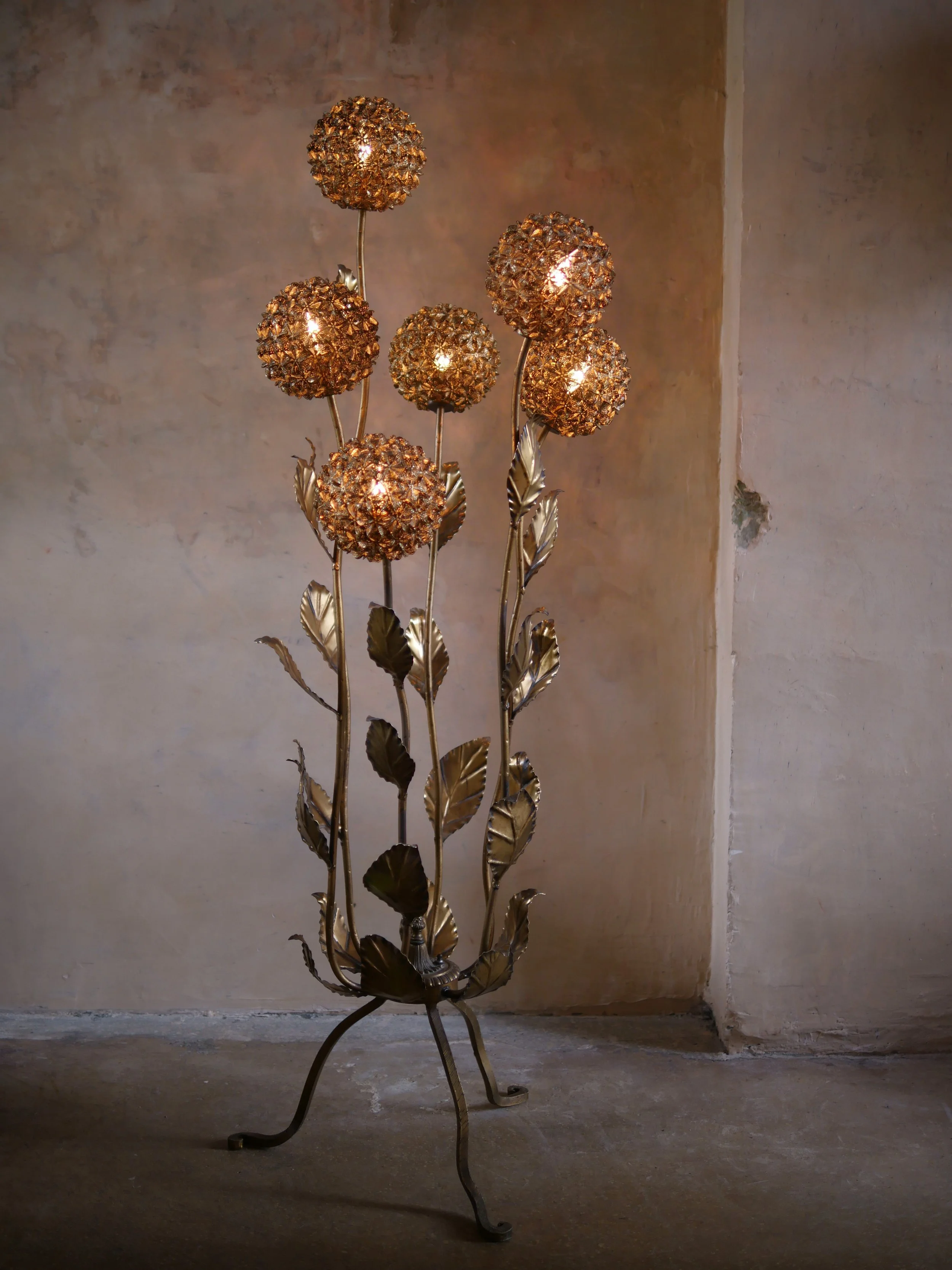 AA_Cover_Italian_Hydrangea_Floor_Lamp copy.jpg