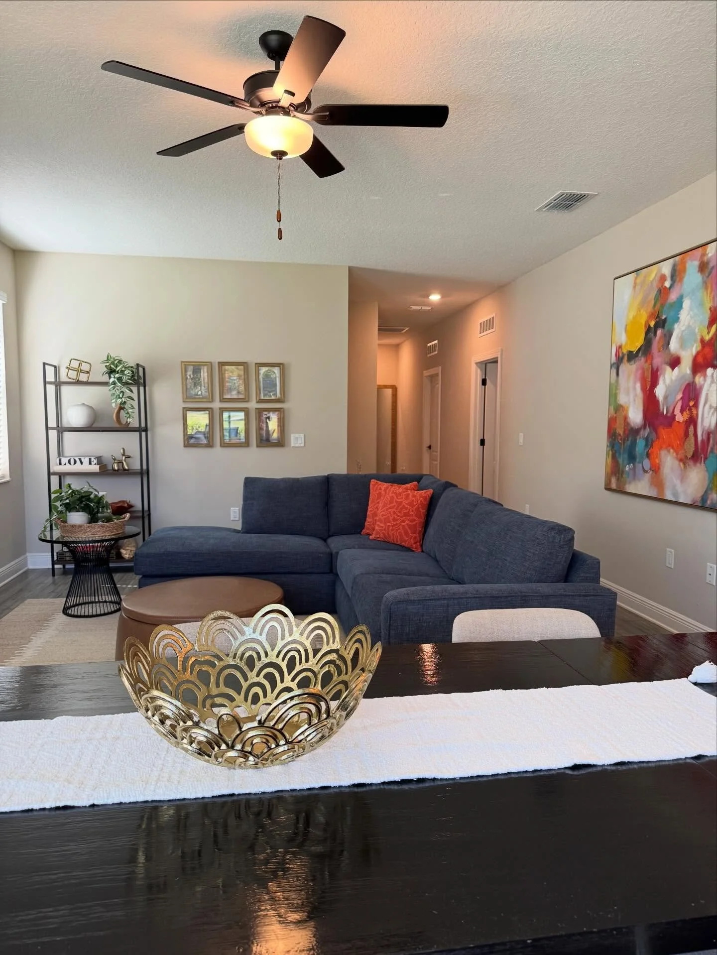 Your next Orlando getaway is calling 🌴☀️book your stay at the Palms 🏠