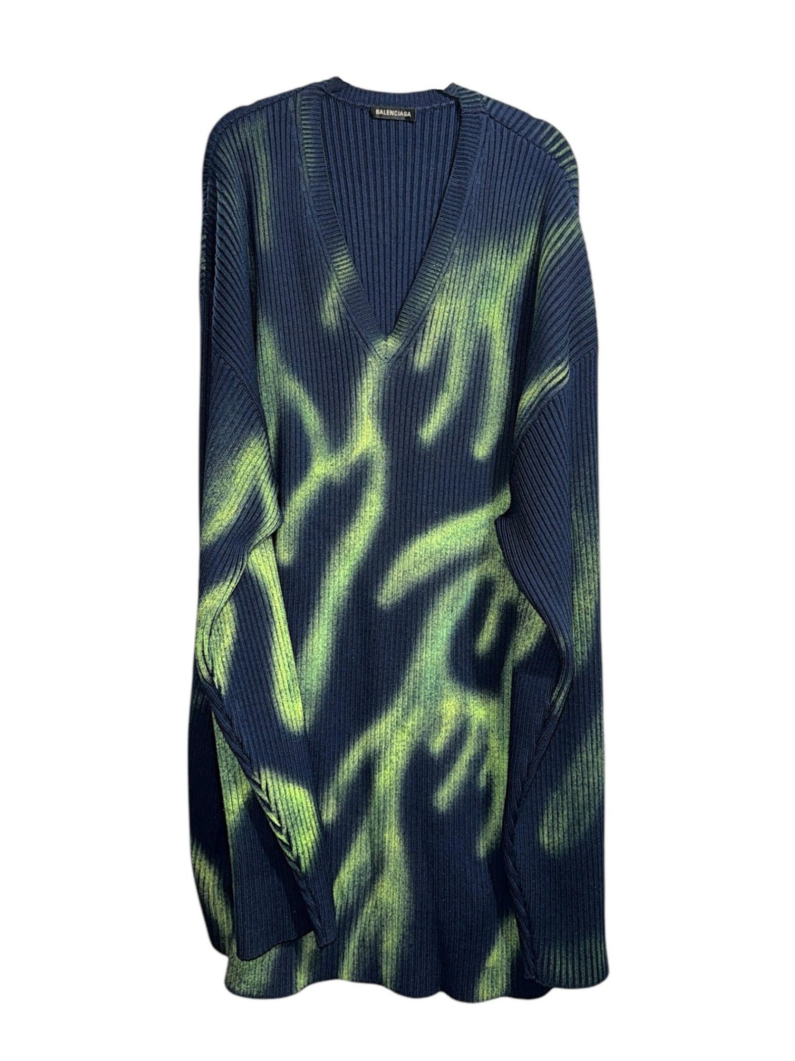 Balenciaga+Sweater.jpg