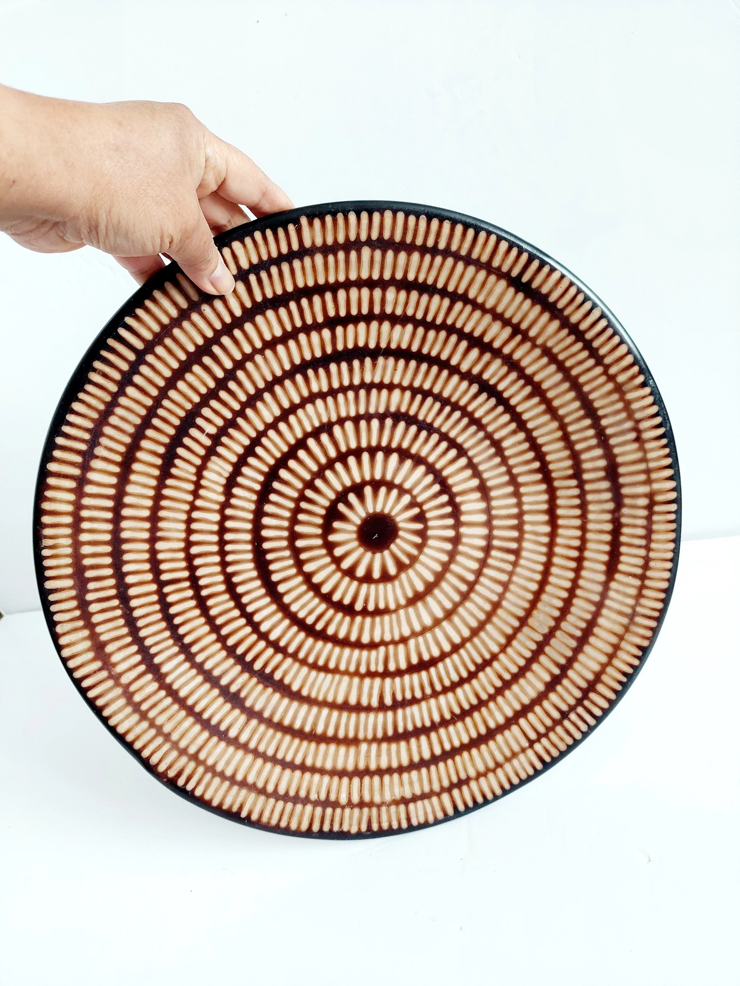 Beautiful decorative ceramic plate, Peruvian pottery (#313)