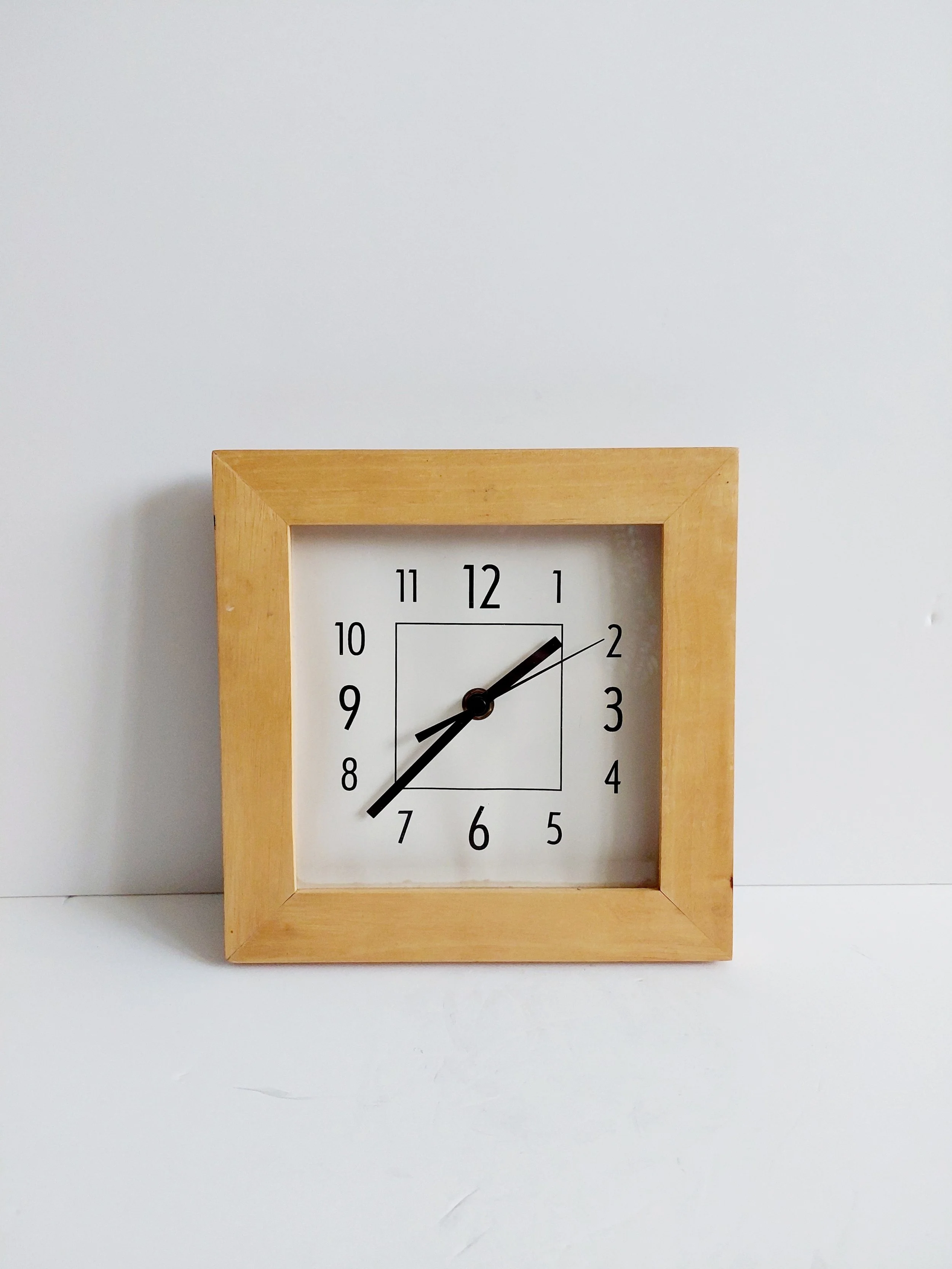 Square wooden wall clock (#562)
