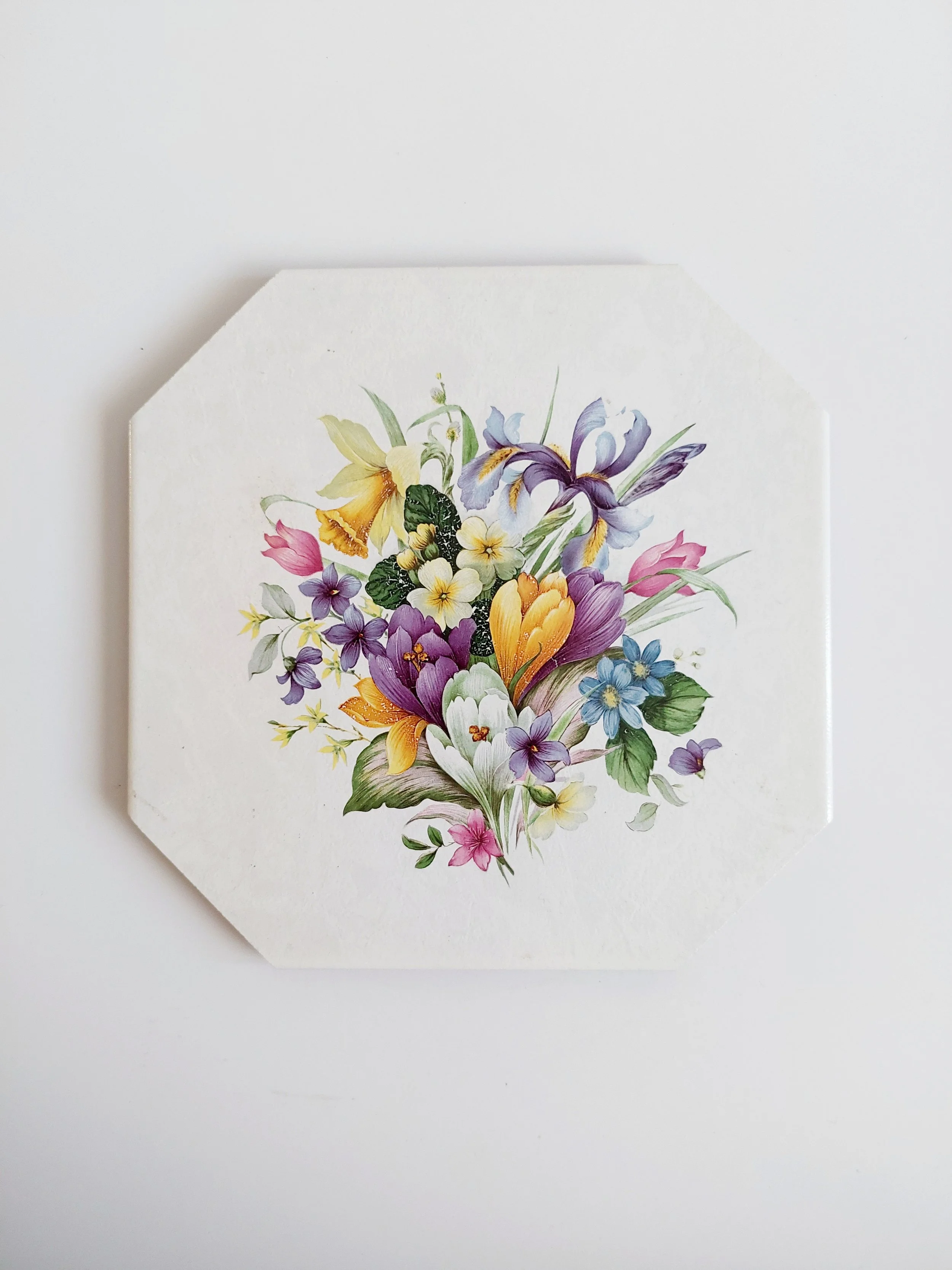 Octagonal decorative wall tile (#644)