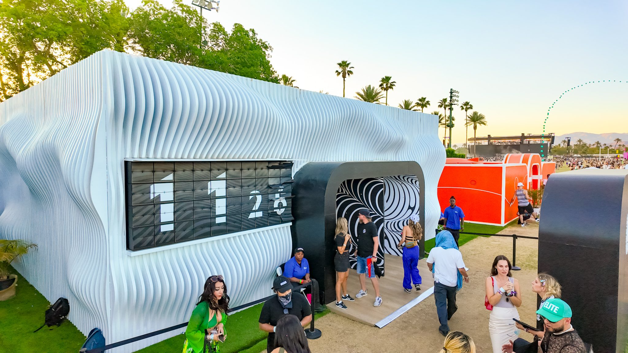 White Claw Coachella CLAW O'Clock