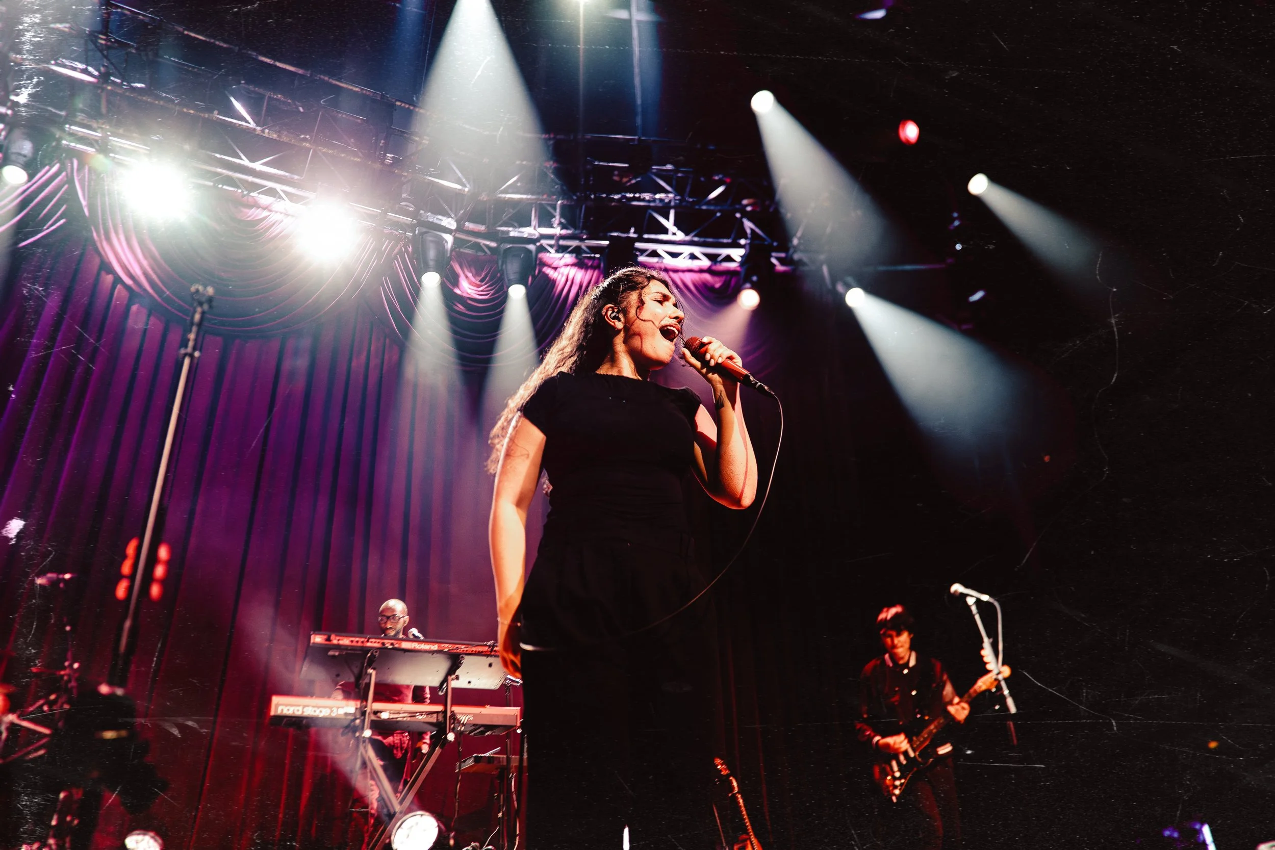 Alessia Cara at the Roundhouse, London (09/06/25) by @shotbymartinaa