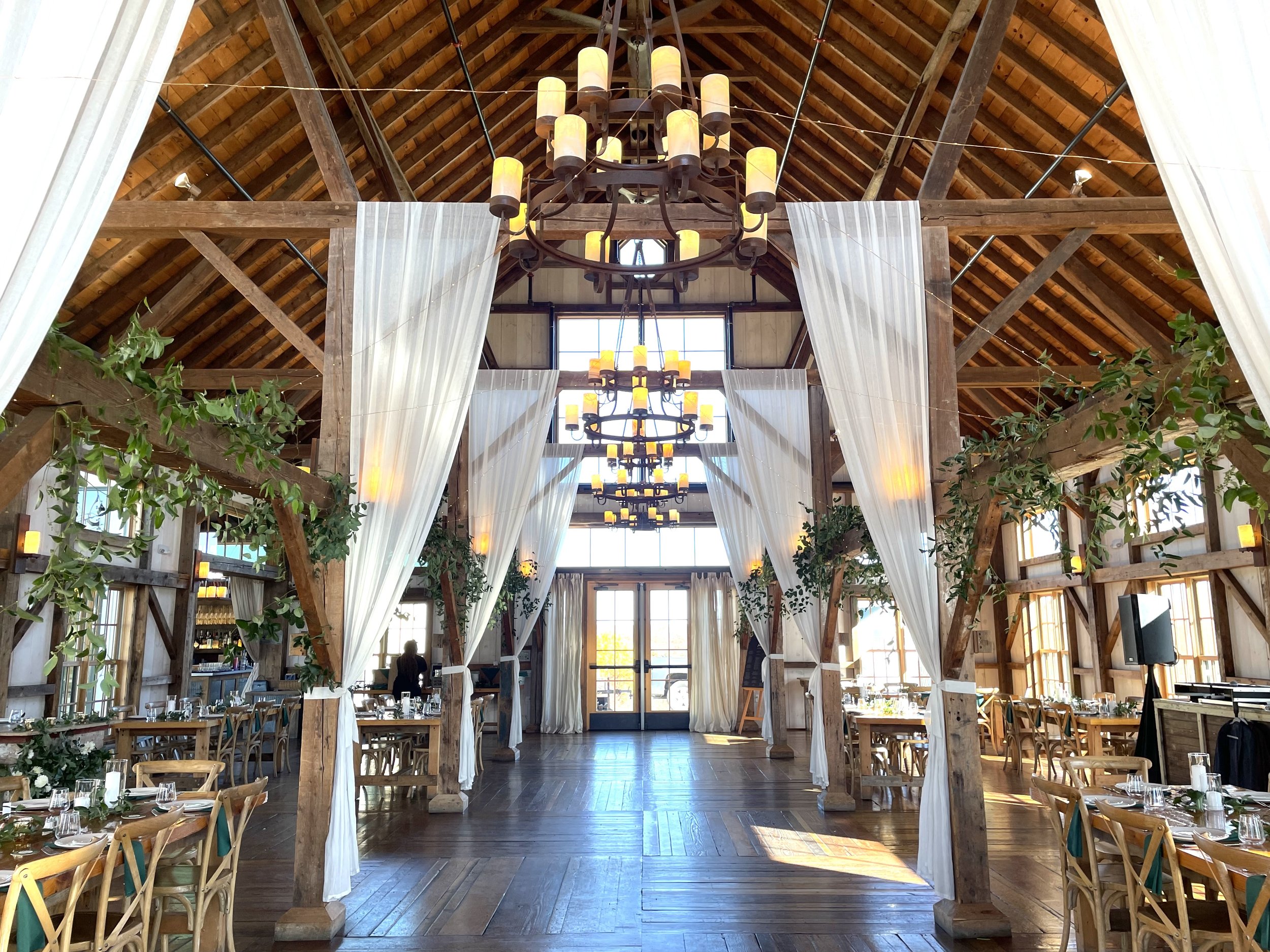 The Impact of Venue on Floral Choices: Designing for Different Wedding Locations