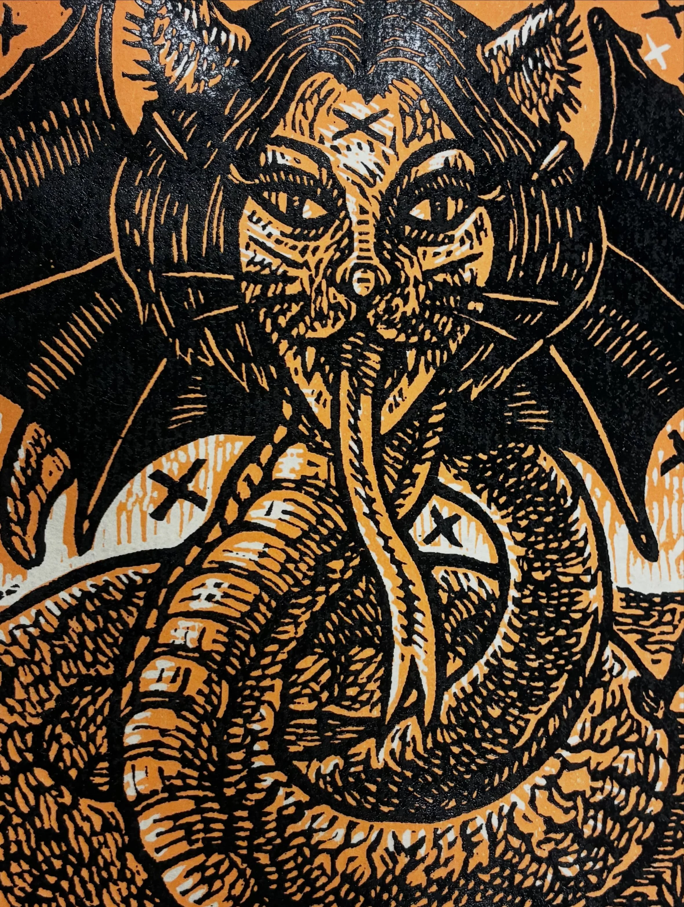 Having a great visit with the wonderful printmaking dept. and students at @ecumfa at Eastern Carolina University.  Spending today printing a special D-Lux screenprint version of &ldquo;Little Miss Hisssssss&rdquo;! #tomhuck #woodcuts #evilprints #pri
