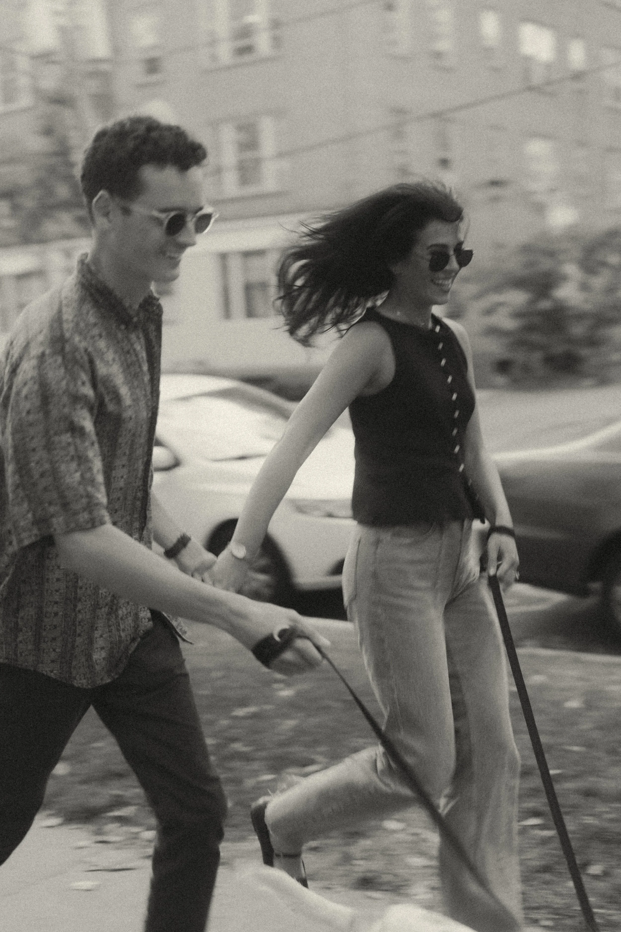 Columbus Ohio portrait photographer - couple running