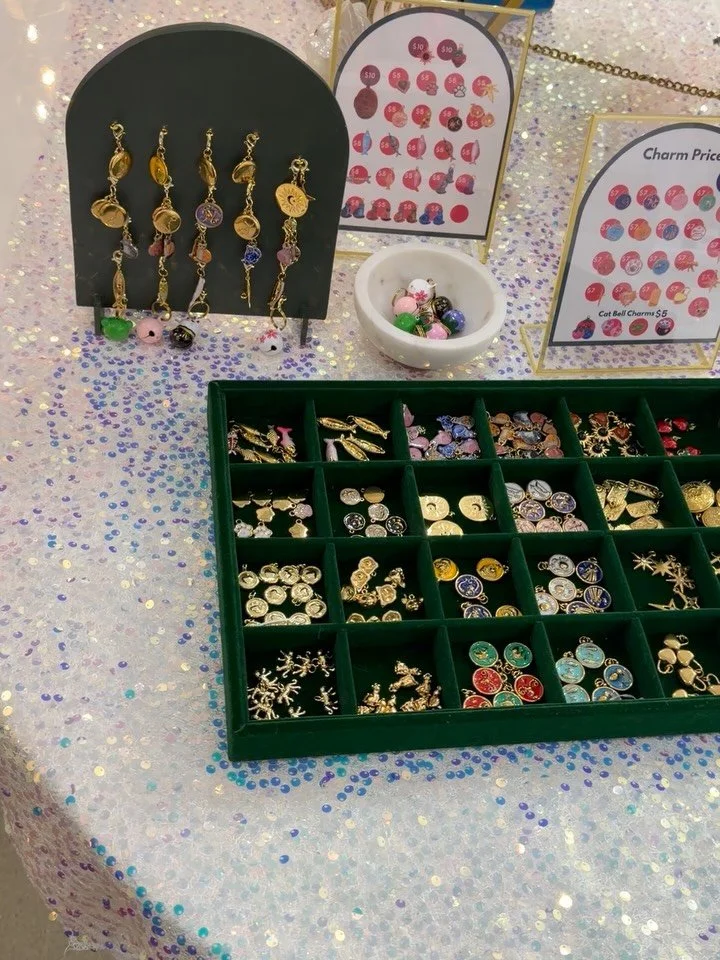 Our 4/20 charm bar pop up is still happening today! Stop on in for the fun festivities and goodies 💎✨🐱❤️🍃

AMS236
MJ-002720-2026