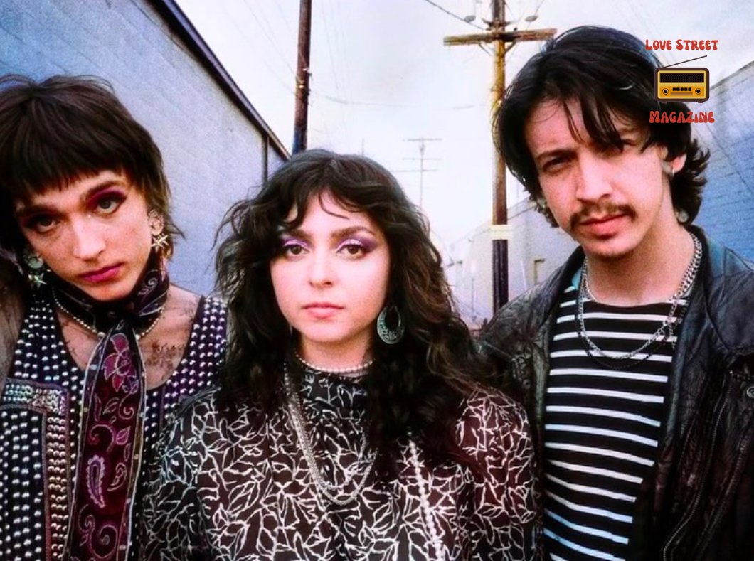The Velveteers Raise the Bar with ‘A Million Knives’