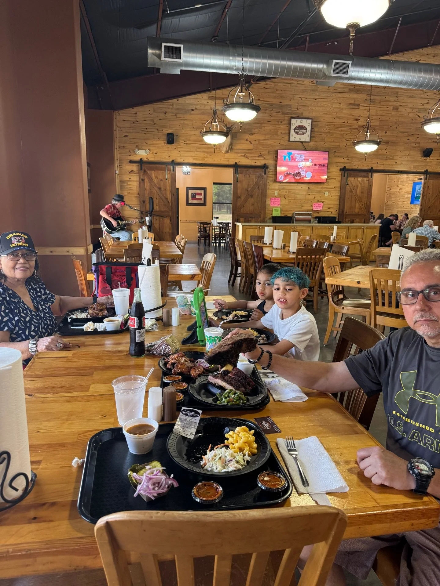 Recent ➡️ Throwback 💫

From now to then at @tripolis.sa, some moments change, but the memories (and connections) stay the same.

Cristiano made quite an impression, hanging out with the chef and his assistant and even getting a birthday cake surpris