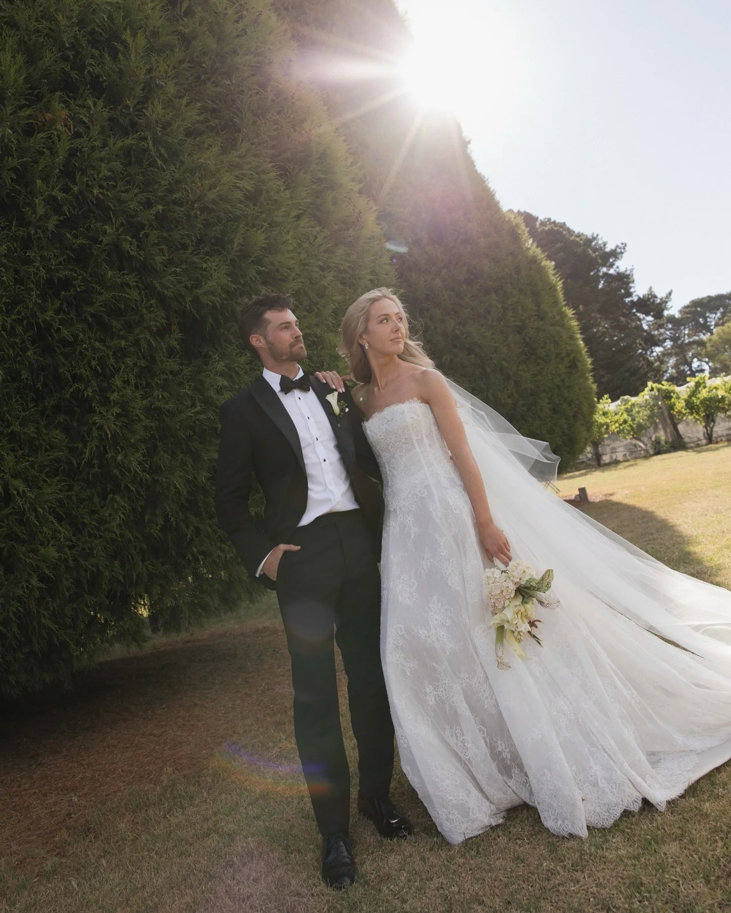 Tarah &amp; Will 🤍

Venue @thediningroomredhill 
Photography @tenacresagency 
Content Creation @tenacresagency 
Florist @honesty_flora 
Hair @rokkelvin 
MUA @makeupkat_ @vvn_makeup 
Dress @maellebride 
Suit @cnavetailor
