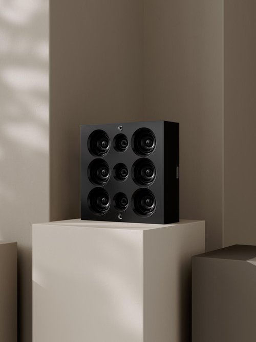 Artcoustic+Loudspeakers+Spitfire_A6.jpg