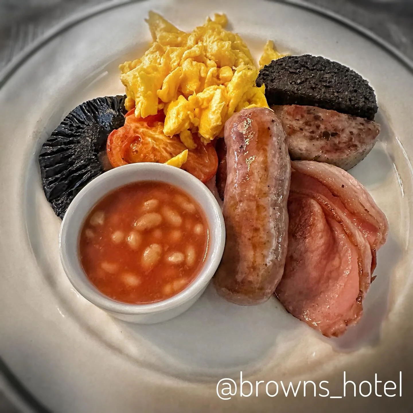 Ahead of @indhotelshowldn, spotlight @browns_hotel. Established in 1832, Brown&rsquo;s is London&rsquo;s first luxury hotel.  This English classic is set across eleven historic Georgian townhouses on an enviable address on Albemarle Street where it m
