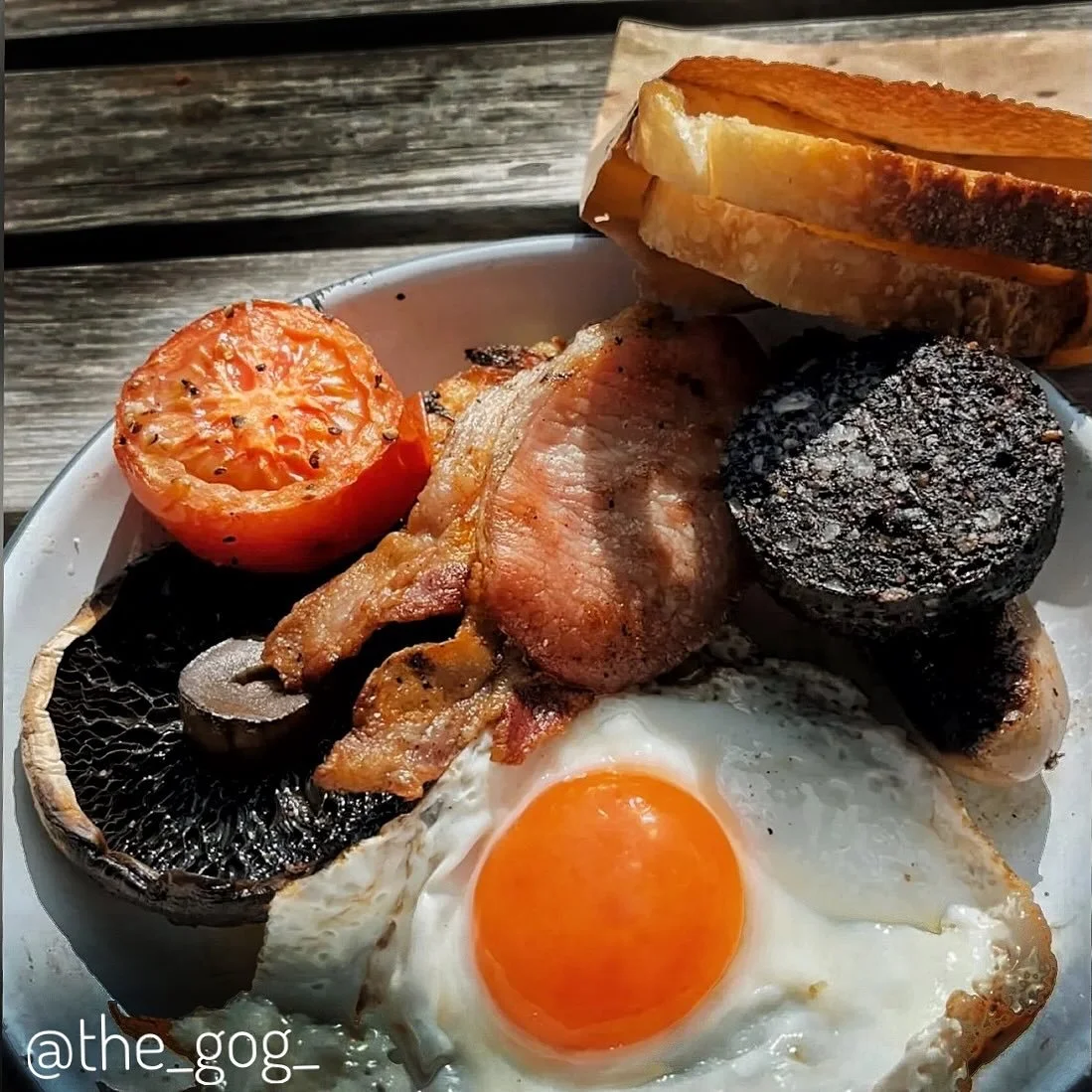 Just south of Cambridge sits @the_gog_. It&rsquo;s a real gem of a butchery, deli, cheese shop and general store. They serve cracking food too! Get yourselves to Shelford Bottom! #shoplocal