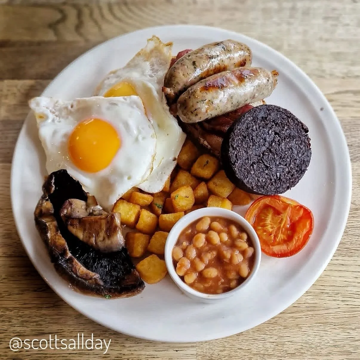 Been chatting on another social channel about breakfasts in Cambridge. Like in Highlander, we believe &lsquo;there can be only one&rsquo;! @scottsallday on Mill Road surely fits the bill?&hellip;and they&rsquo;re more than a cafe too. Check their web