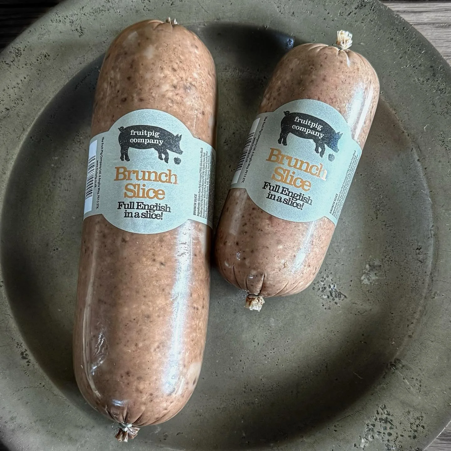 When you mix sausage meat, chopped dry-cured smoked bacon and chunks of the only gluten free fresh blood black pudding available on the isle, you know you&rsquo;re in for a treat. We&rsquo;re not suggesting you do a @browns_hotel, but grill a thick s