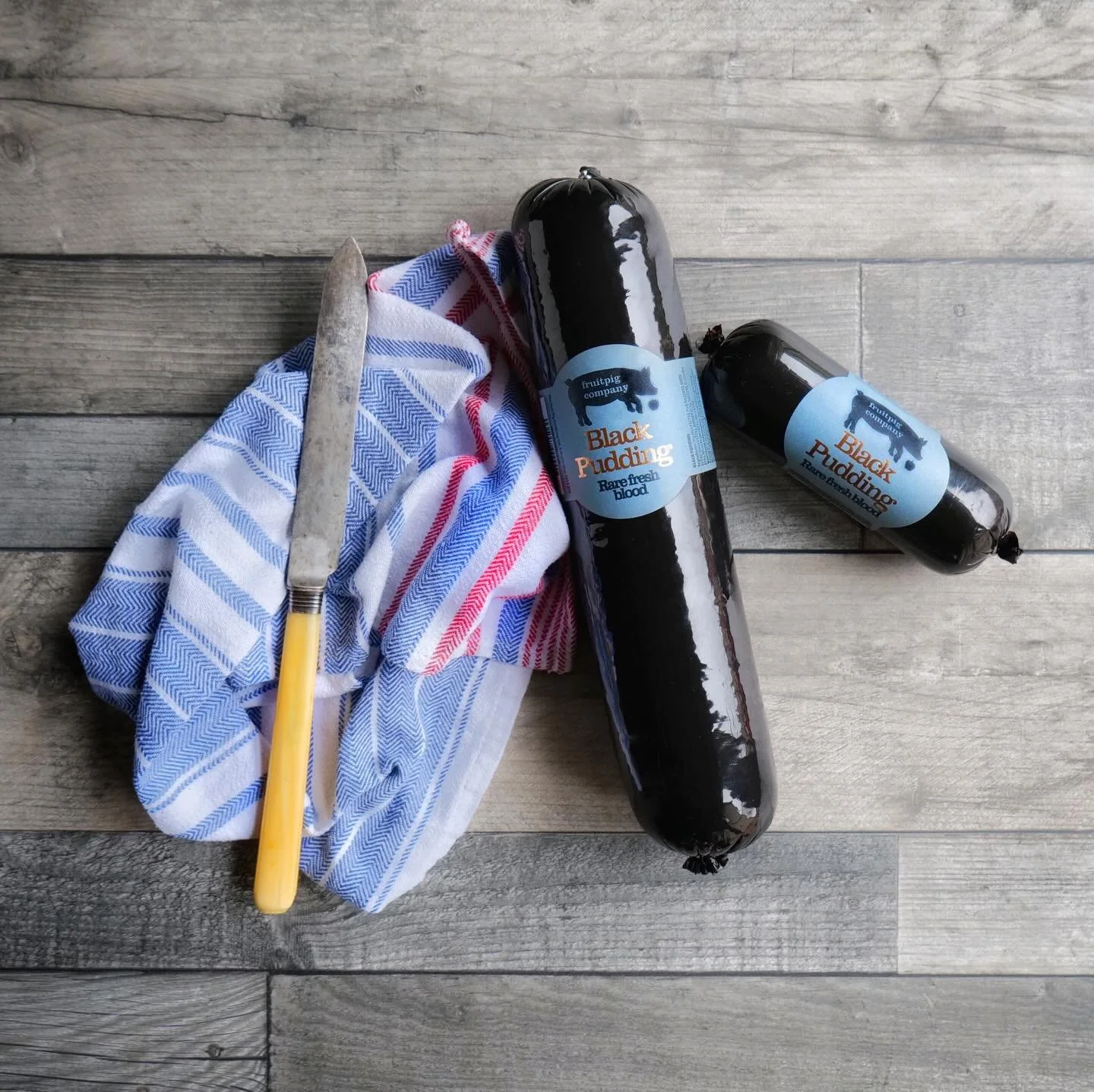 Web site shooting in full swing. The new labels are going down a storm with established and new customers alike so it&rsquo;s about time our website shop caught up. We have well over 300 butchers, farm shops and delis selling Fruit Piggery throughout