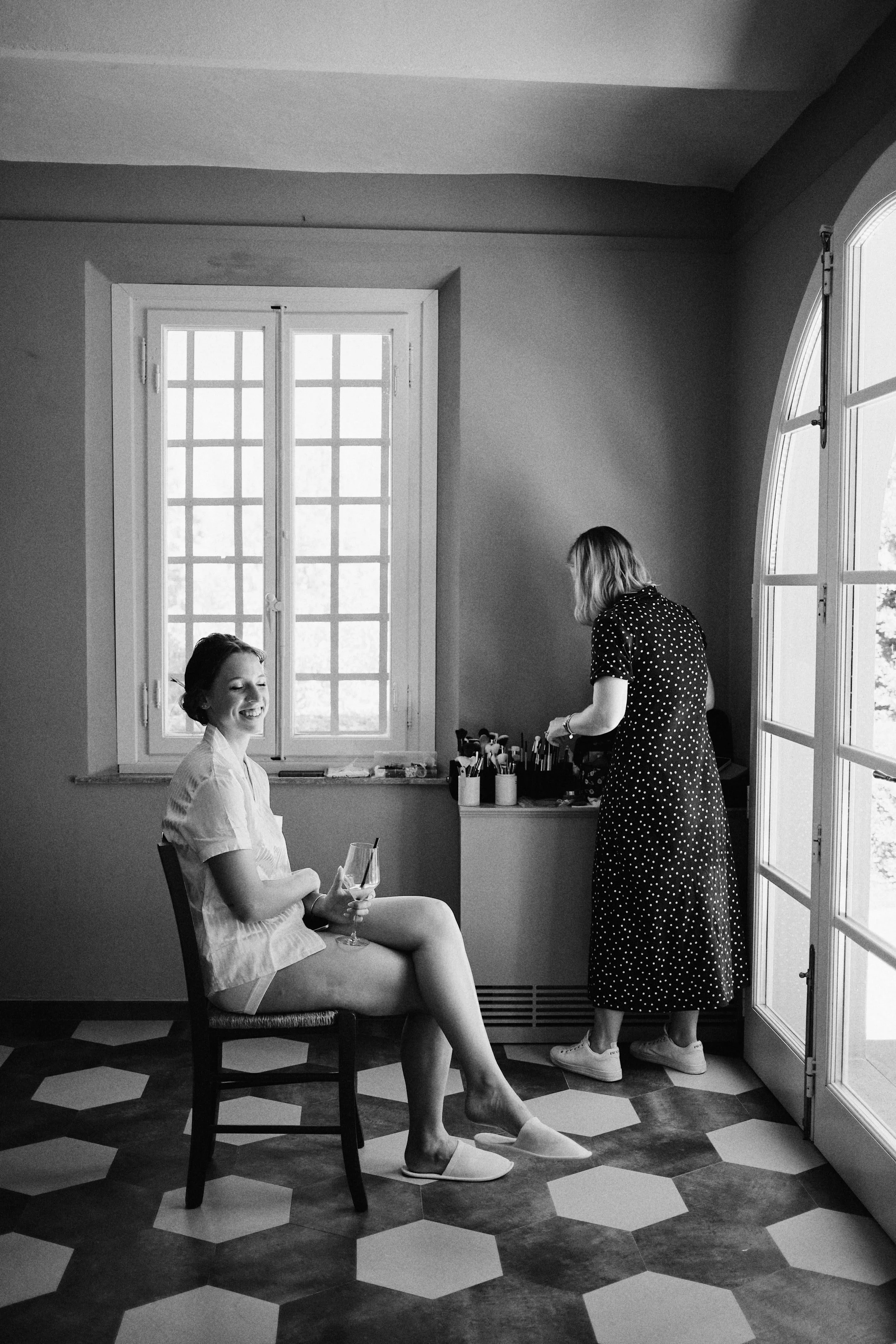 Bride getting ready at Borgo Bucciano in Tuscany