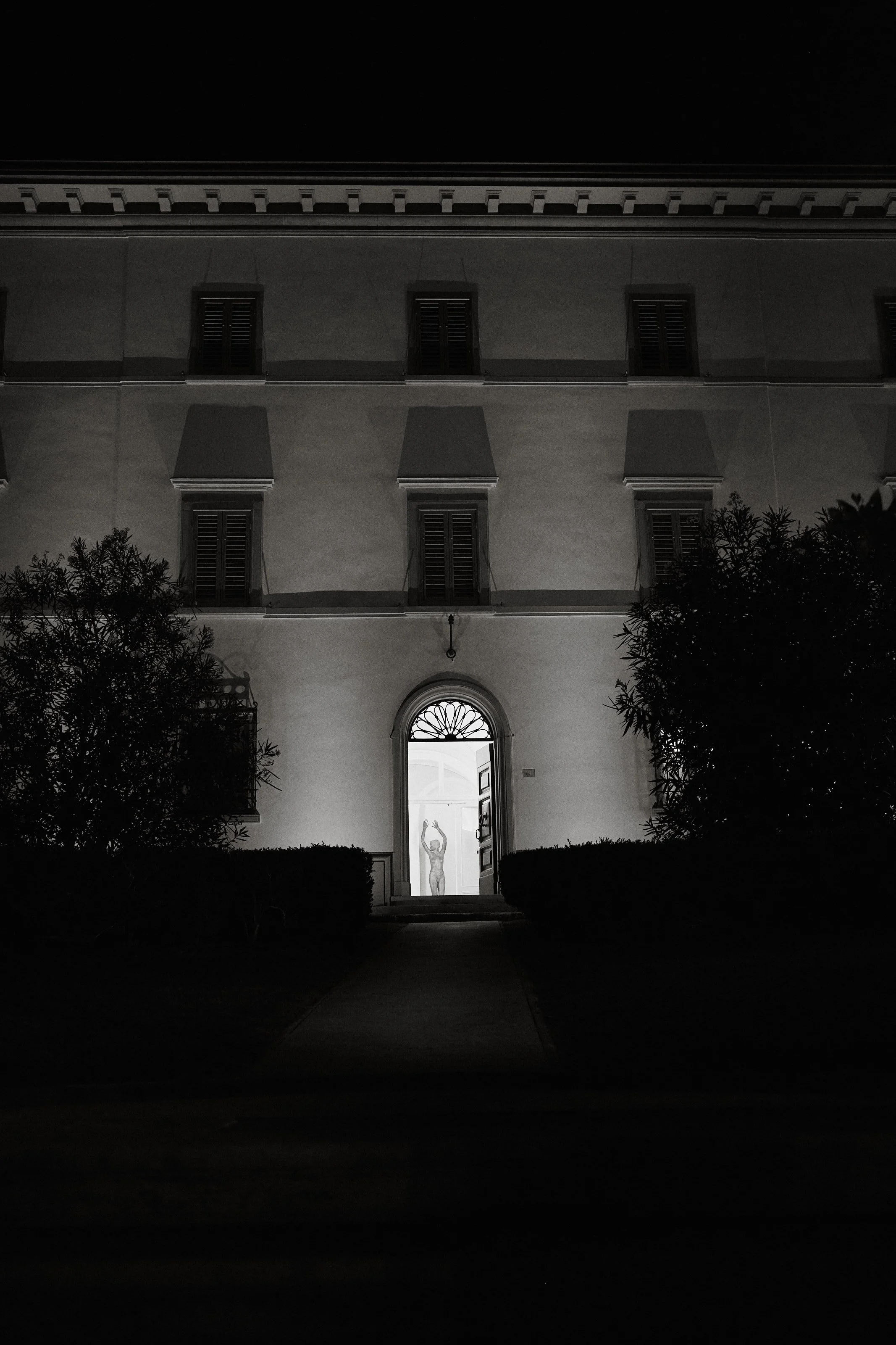 Borgo Bucciano at night during Tuscany wedding weekend