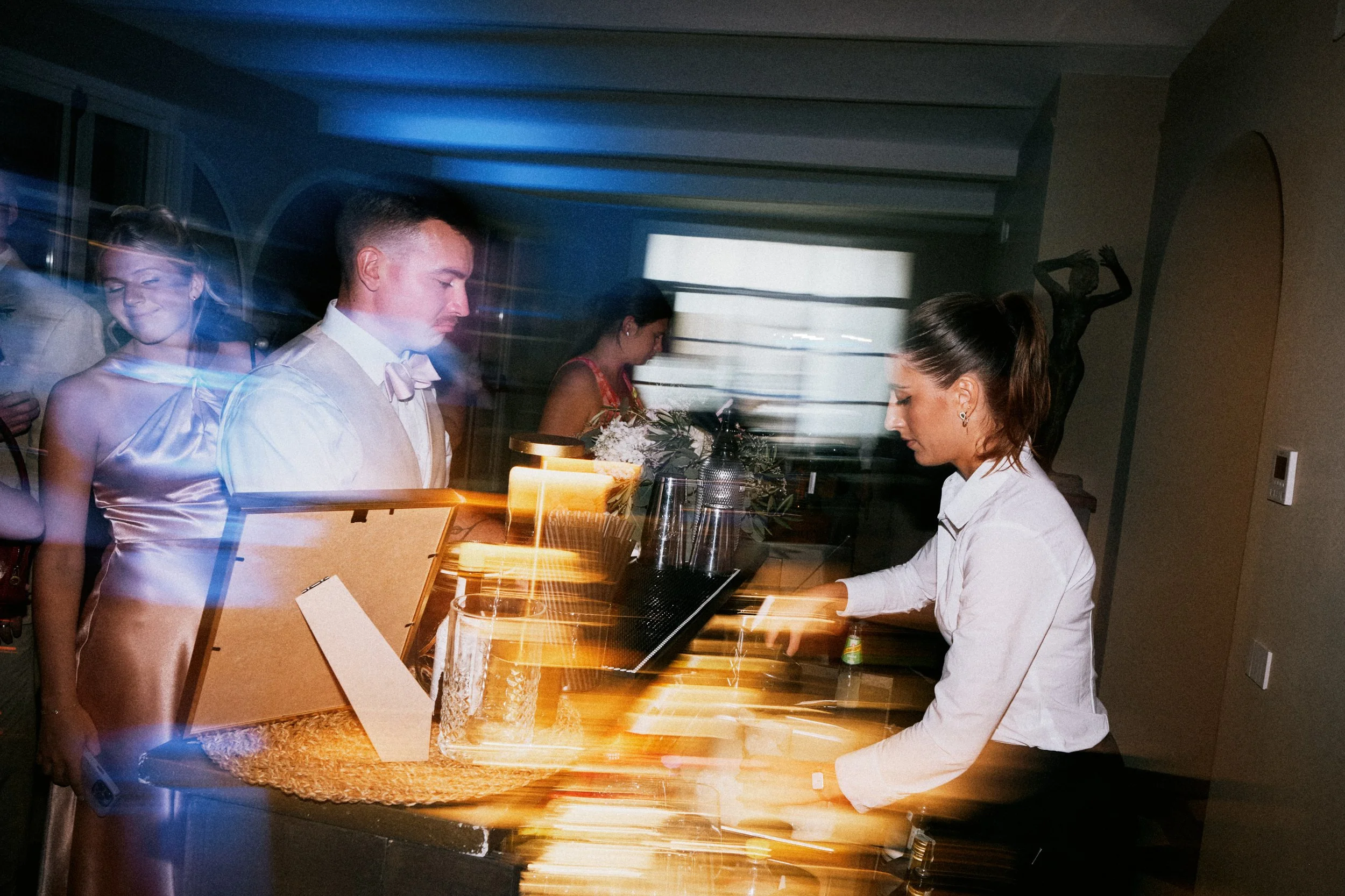 Evening bar scene at Borgo Bucciano wedding