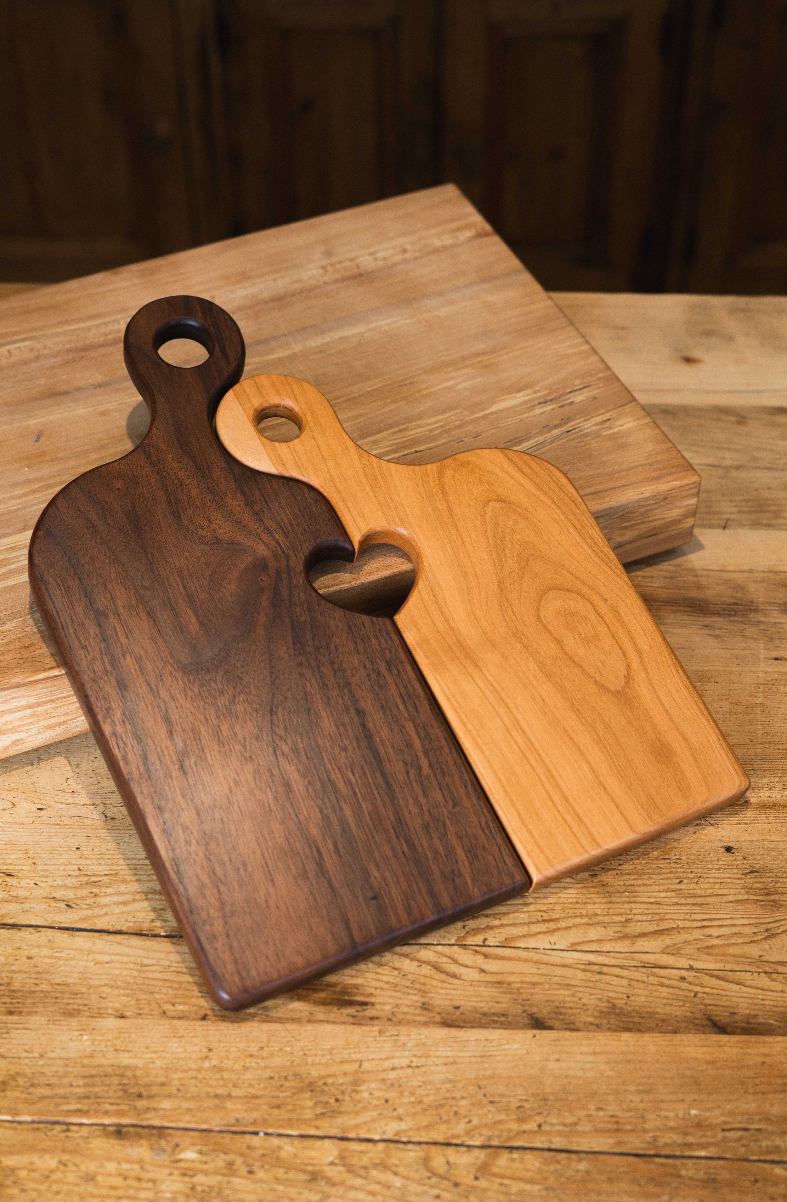 Romeo & Juliet Serving Board Walnut Oak Mitchells Wood Studio 2.jpg