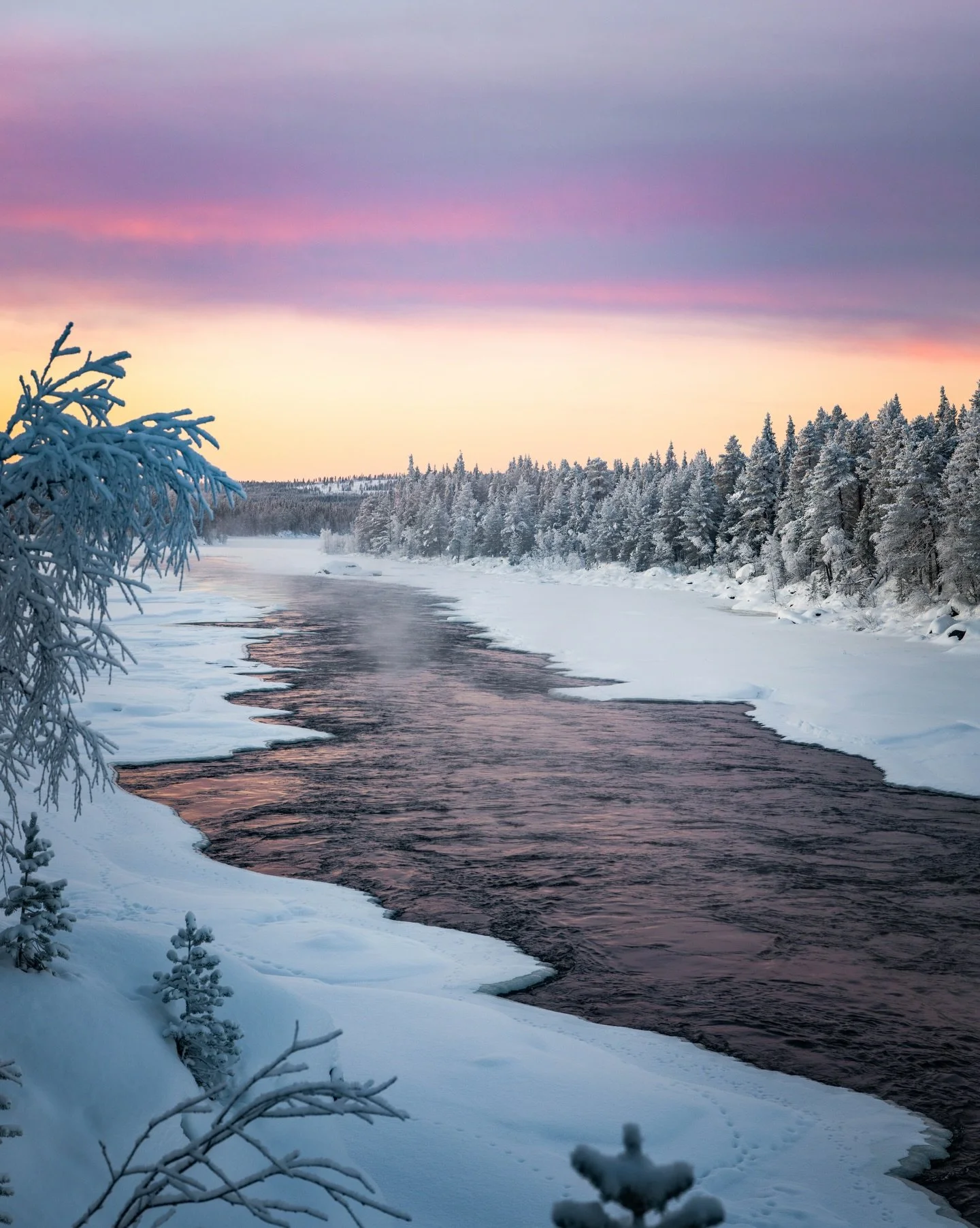 Winter day at &Auml;ij&auml;koski.
Lapland never disappoints. ❄️🇫🇮