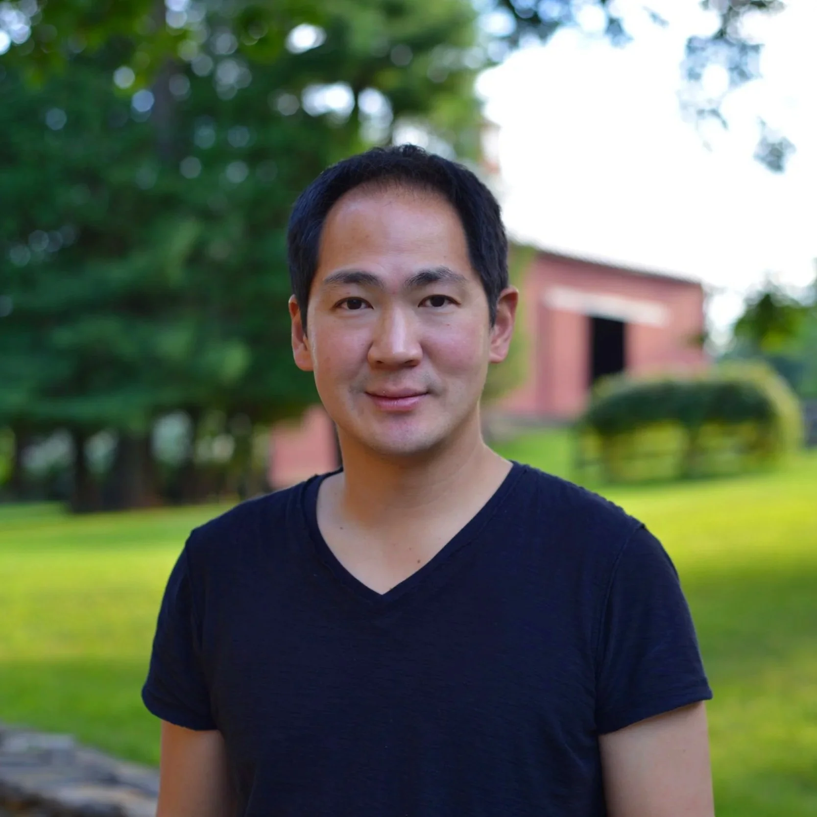 Episode 148 - Authentic Digital Experiences with Victor Cho