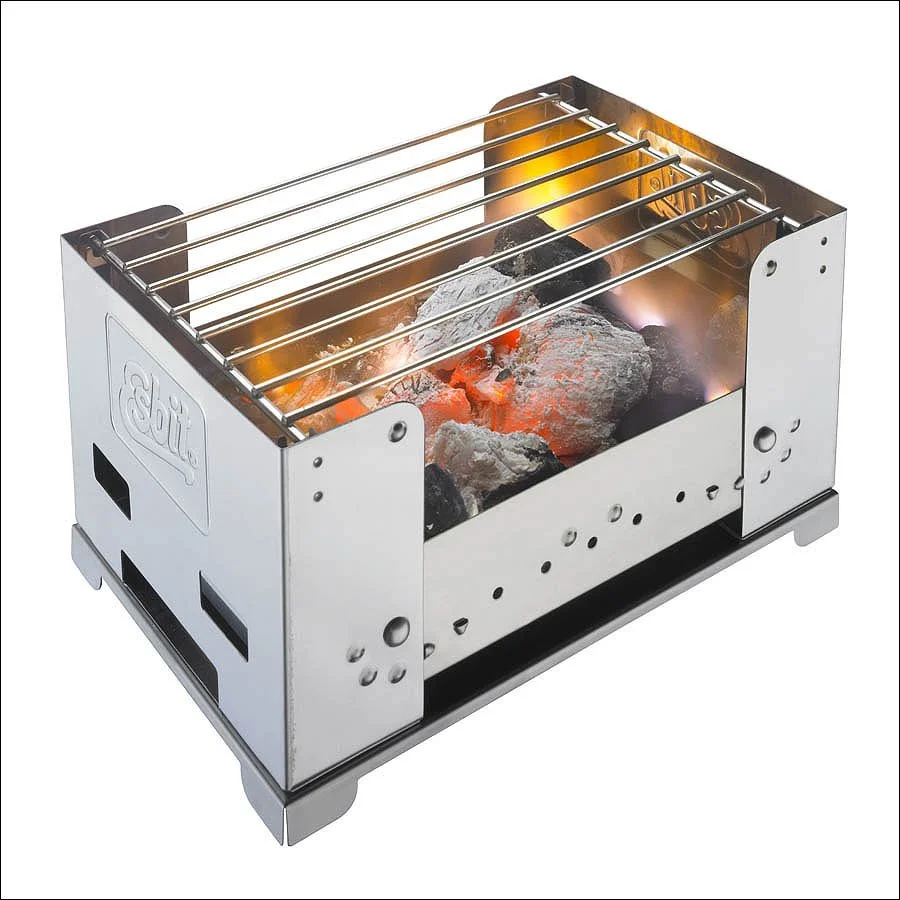 Esbit-Grill mit glühender Holzkohle