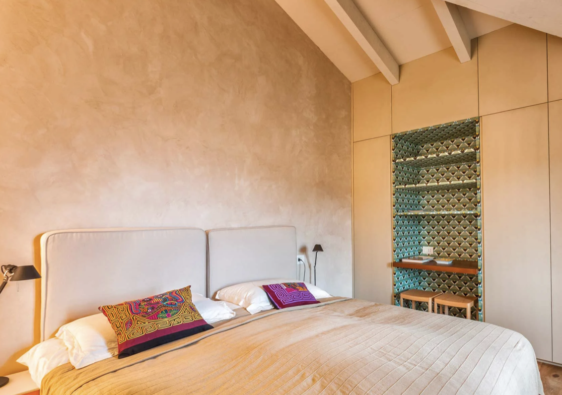 Bed Room