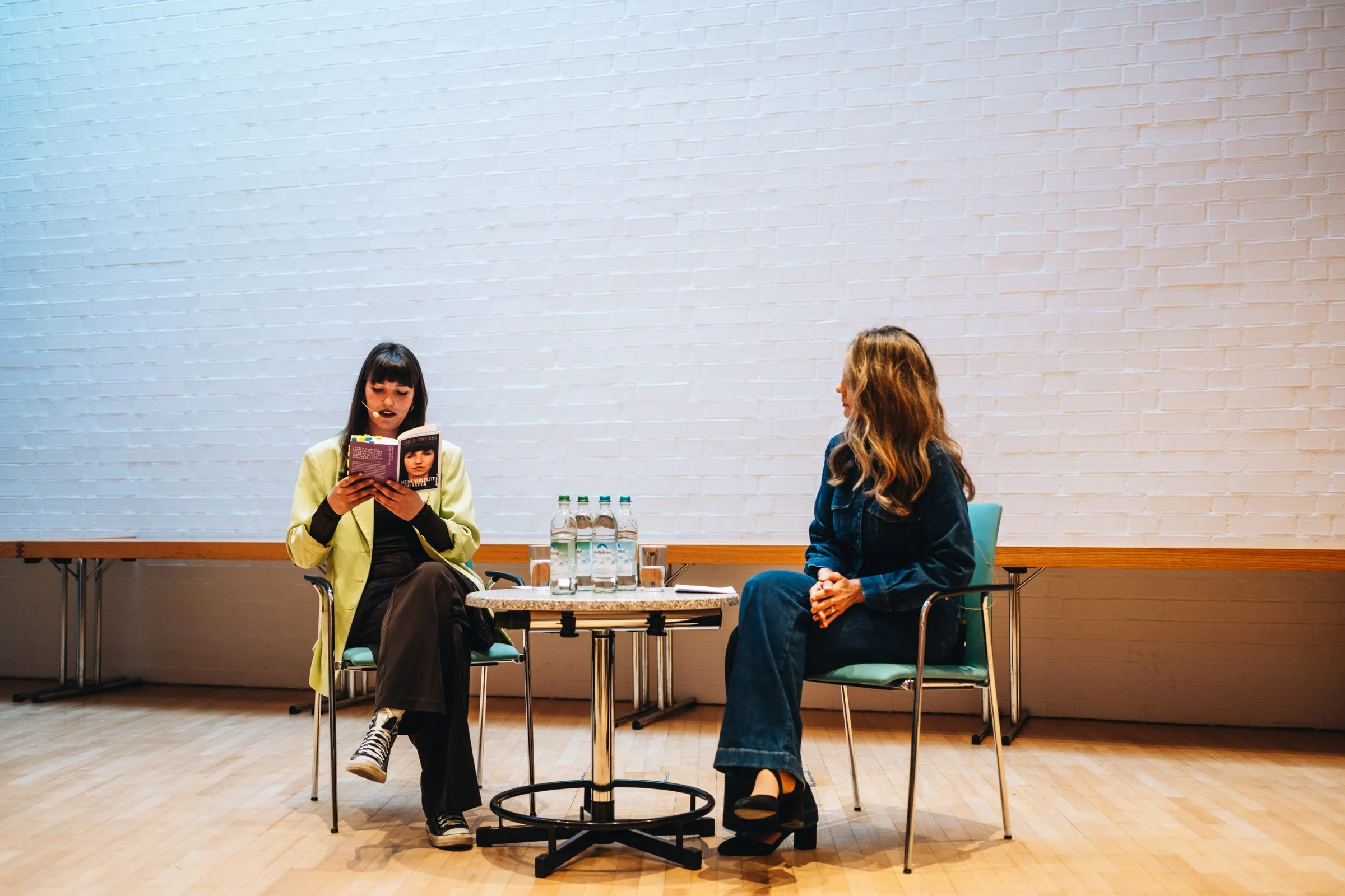 Lesung Carla Hinrichs "Meine verletzte Generation"