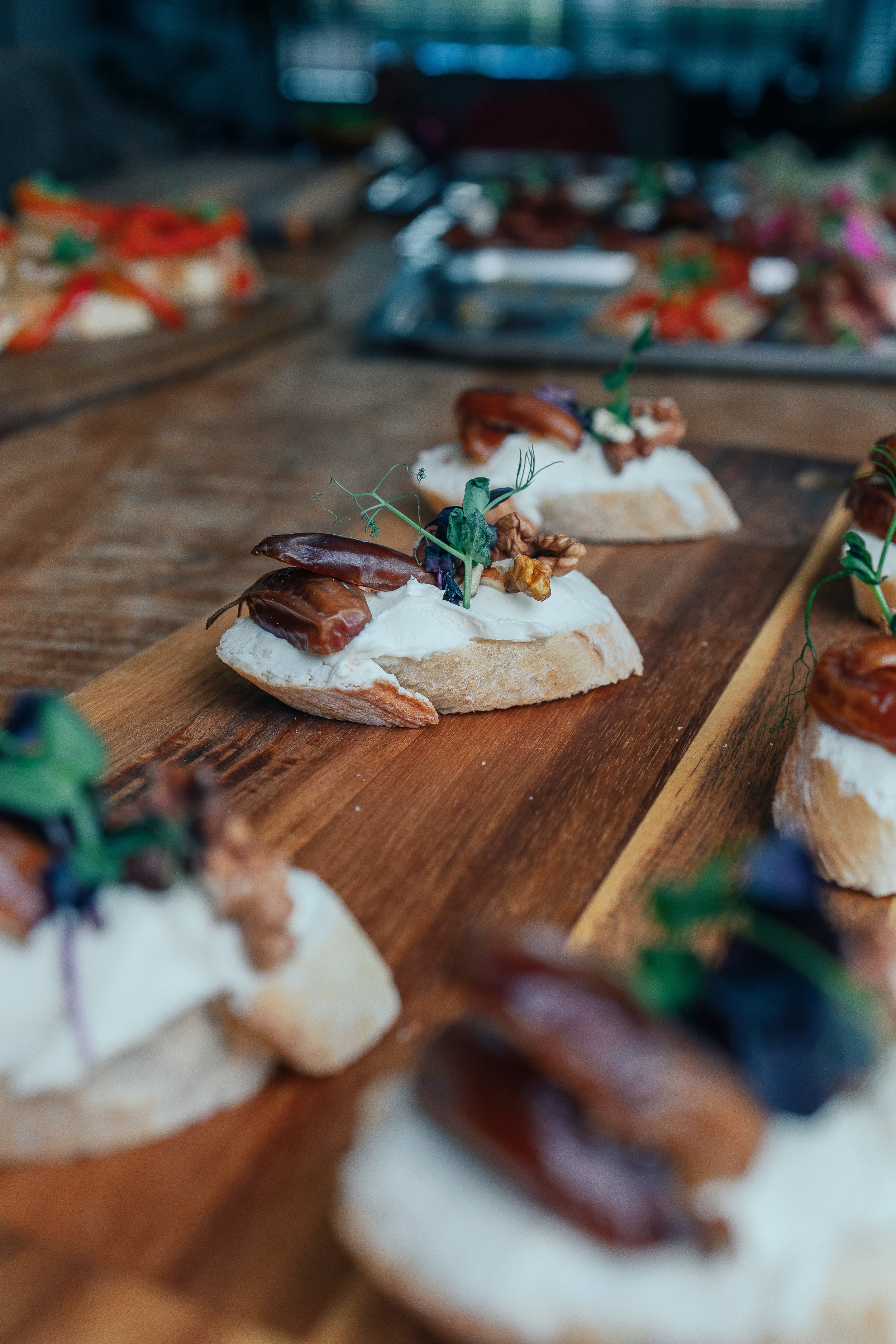 Casa La Qia - pintxos Cremoso con nueces y datiles