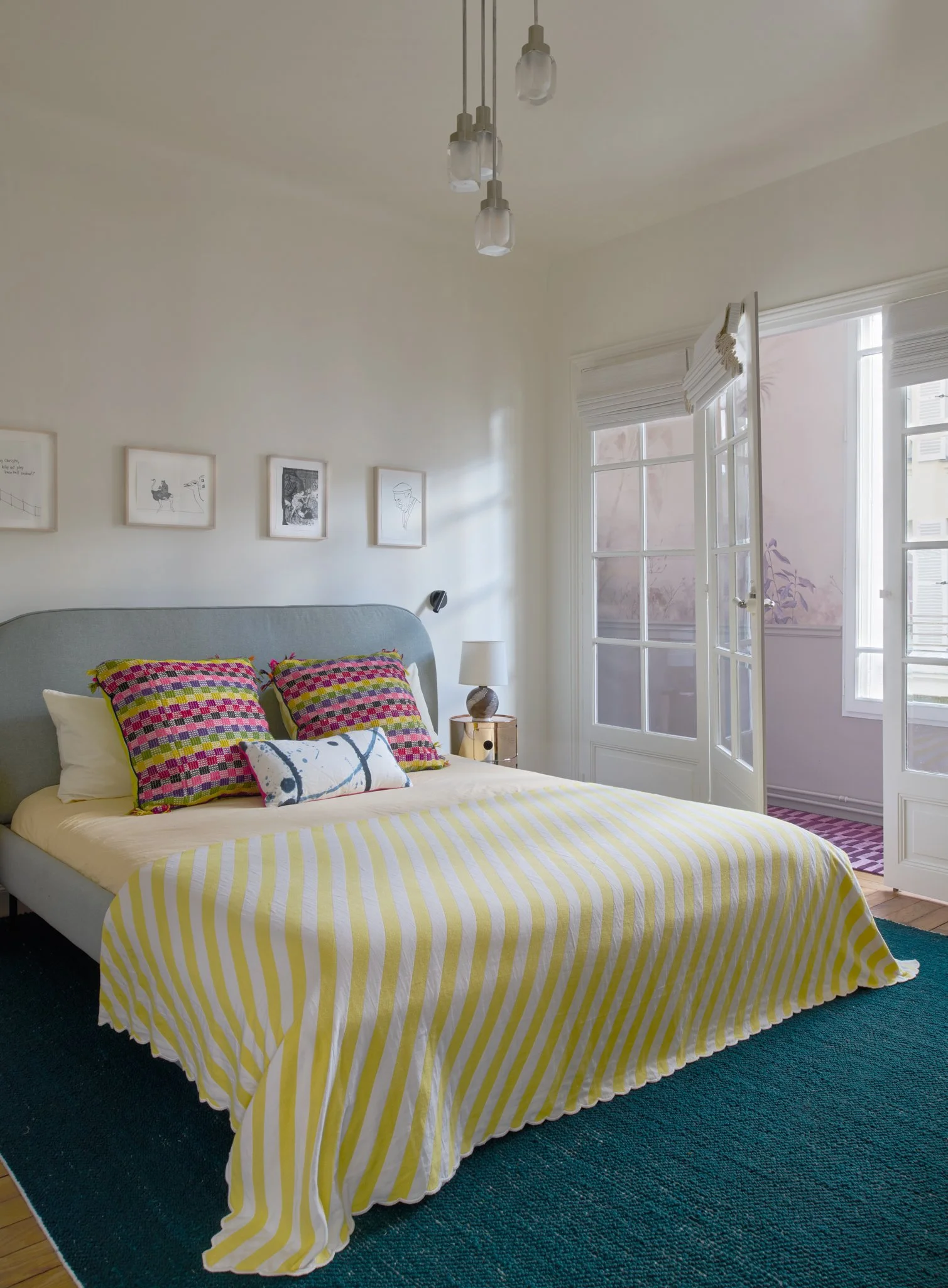 10_Guest 1_Fawn_Galli_Paris_FR-012-2.jpg