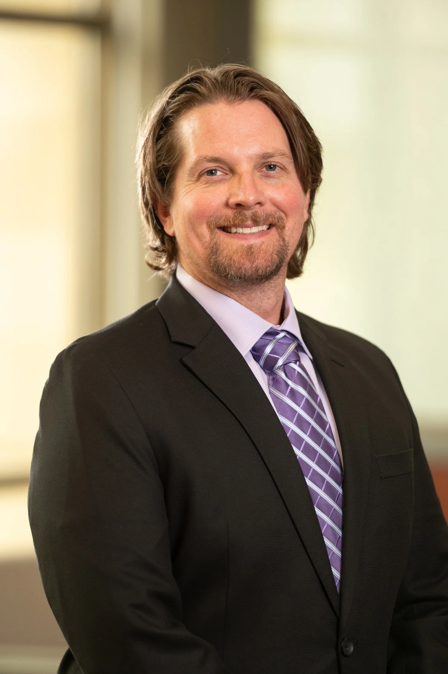 Thomas R. Jones Jr Thomas Jones — Orthopaedic & Fracture Clinic