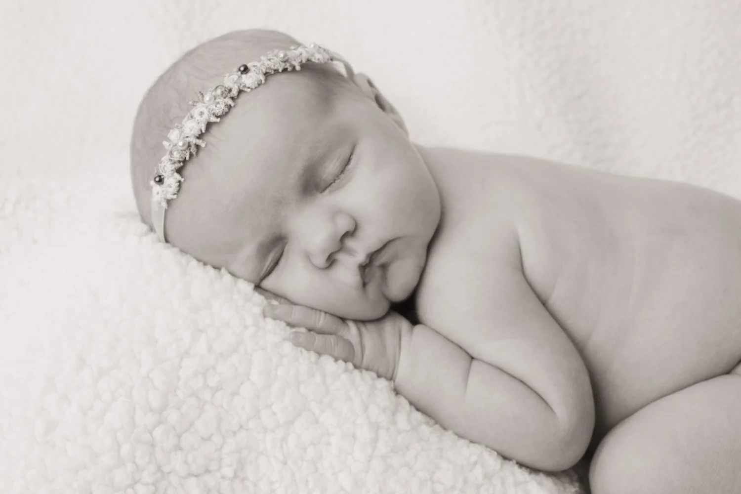 Family portrait photography by Shannon, black and white