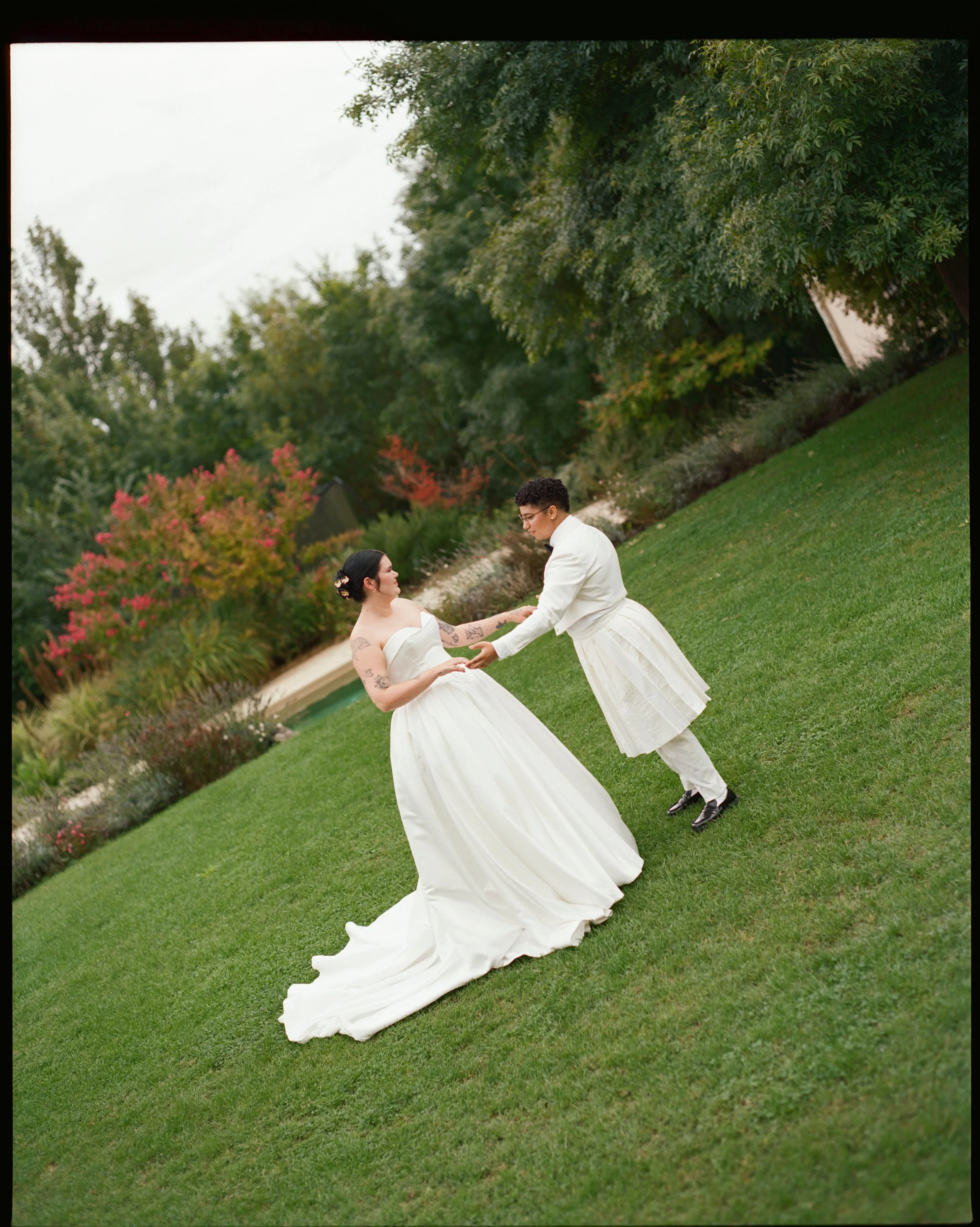 Kylie+TarynWedding_09.06.24_BridalPortraits_Film_073.jpeg