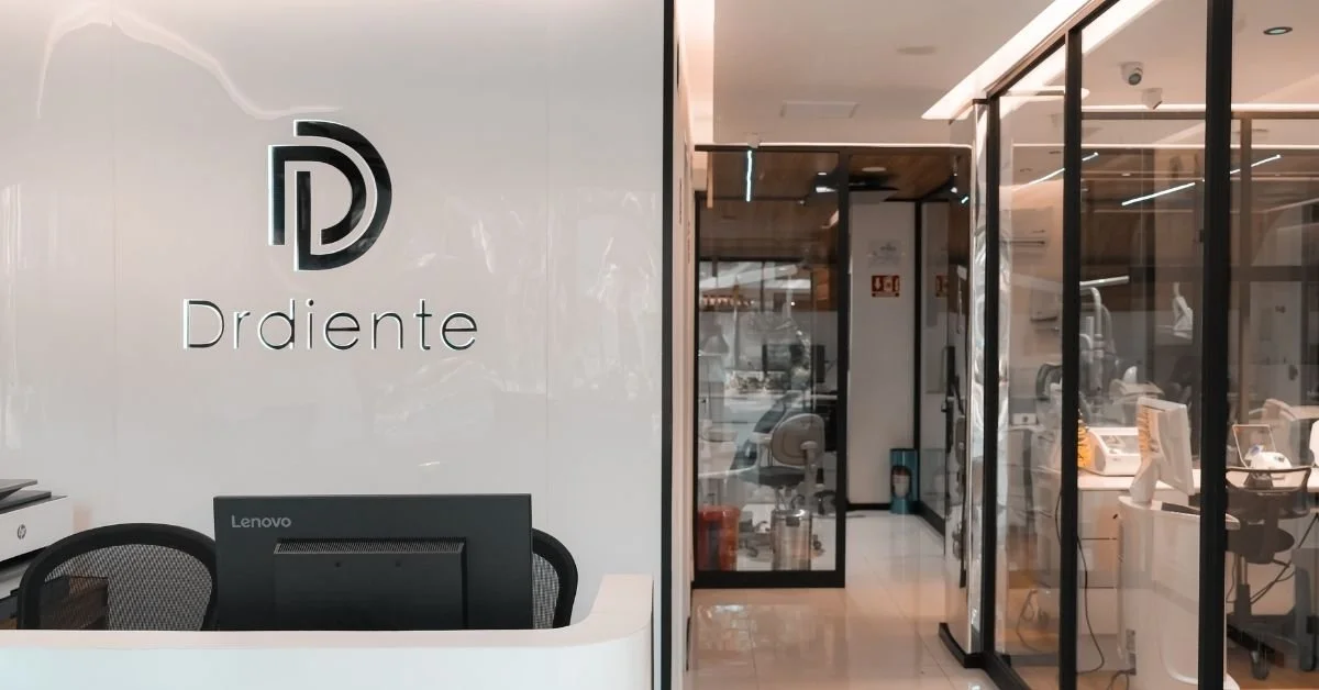 ¿Qué clínicas ofrecen mock-up estético antes del diseño?