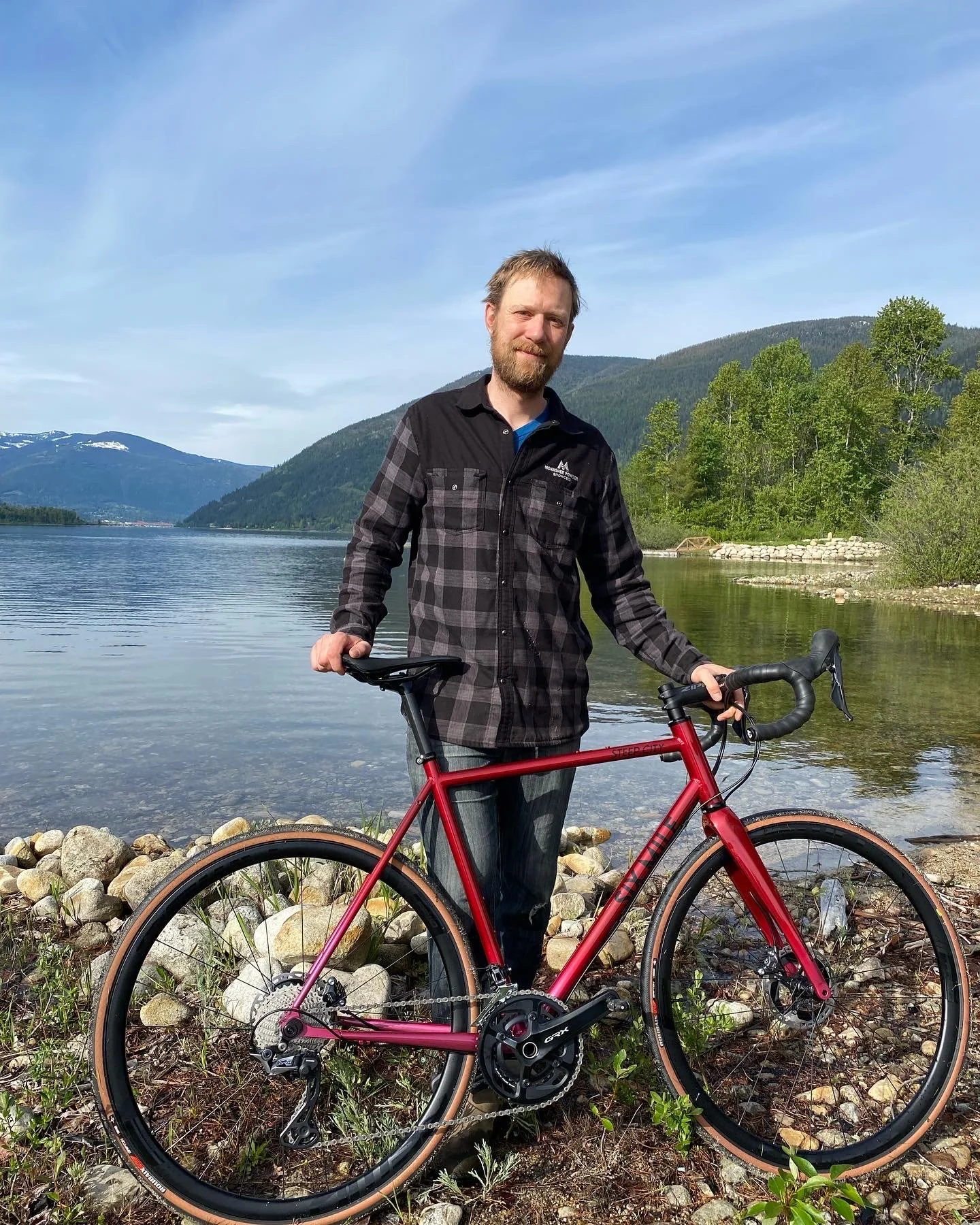 Kevin with his gravel bike.JPG