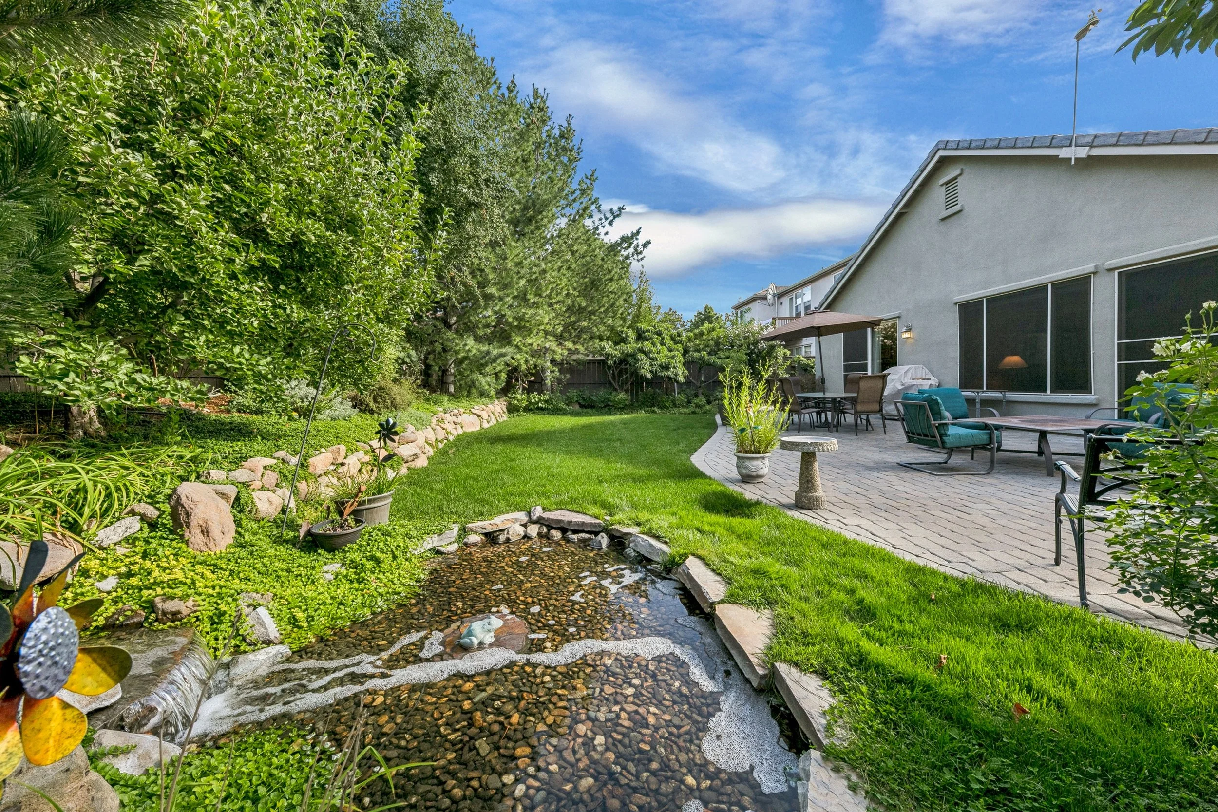canopy-real-estate-14080-tagor-road-backyard-water-feature-2.jpg