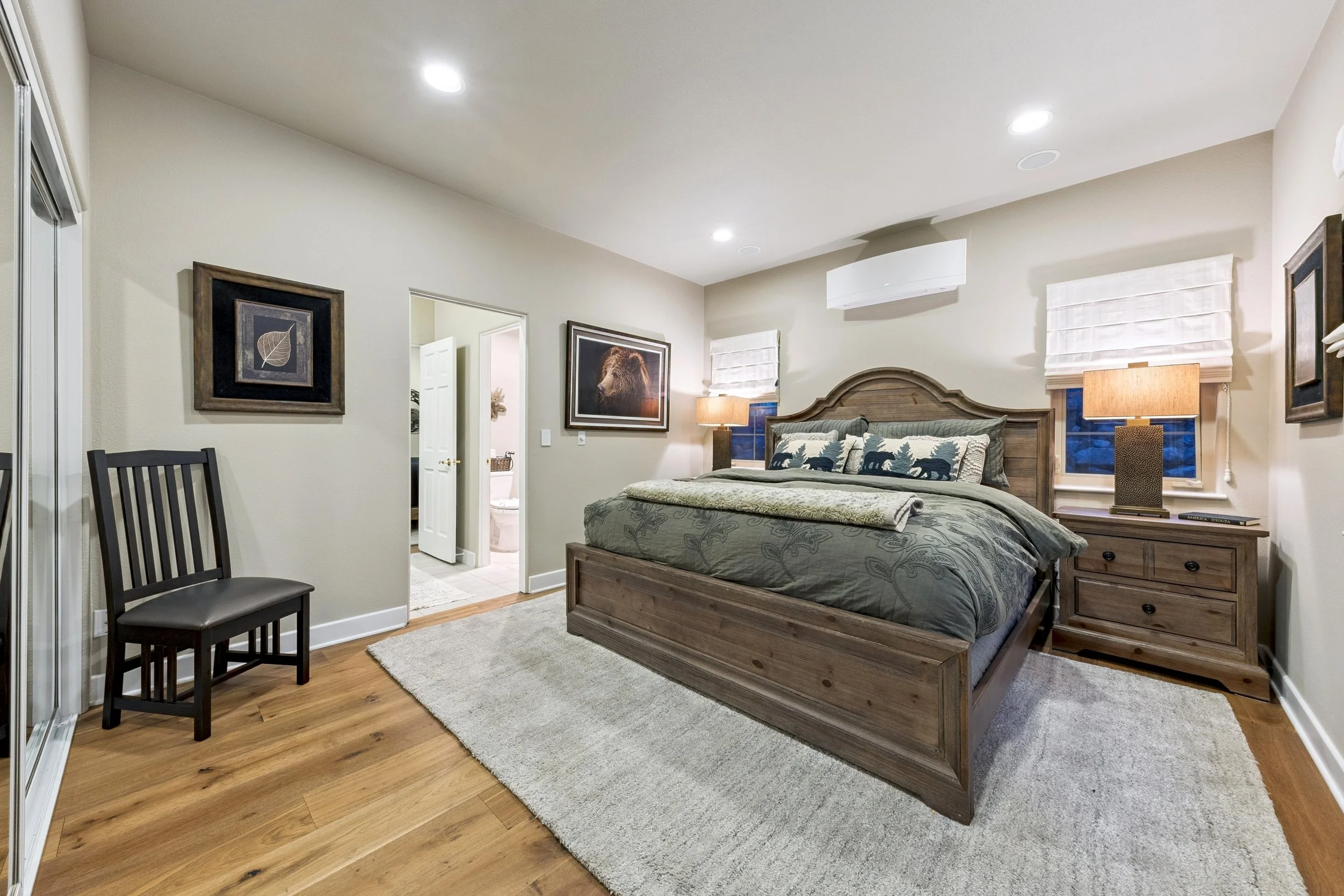 canopy-real-estate-909-southwood-blvd-bedroom-three-downstairs.jpg