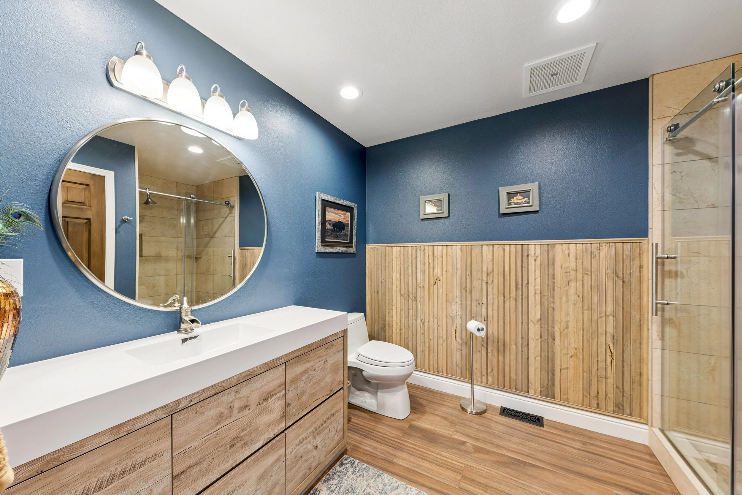 canopy-real-estate-2425-killington-drive-full-bathroom-downstairs.jpg