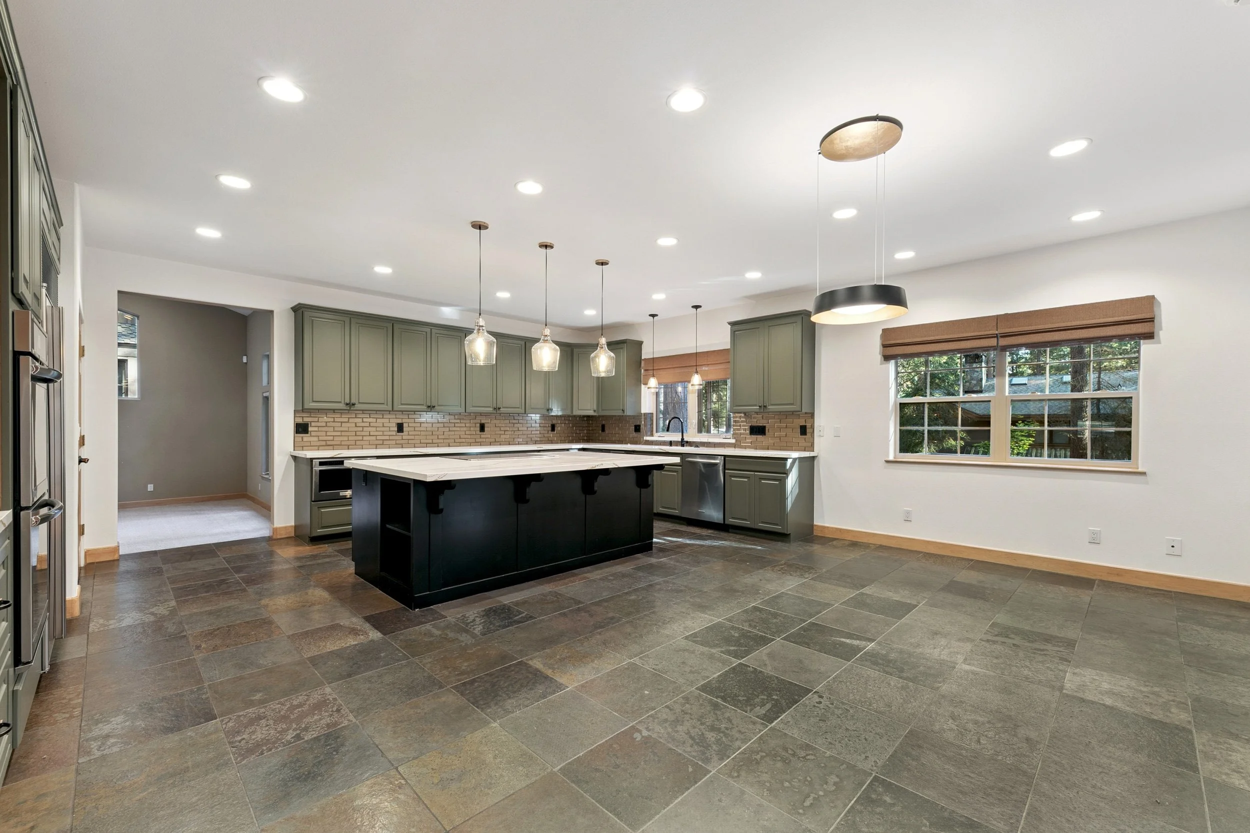 canopy-real-estate-1057 -sawmill-road-kitchen.jpg