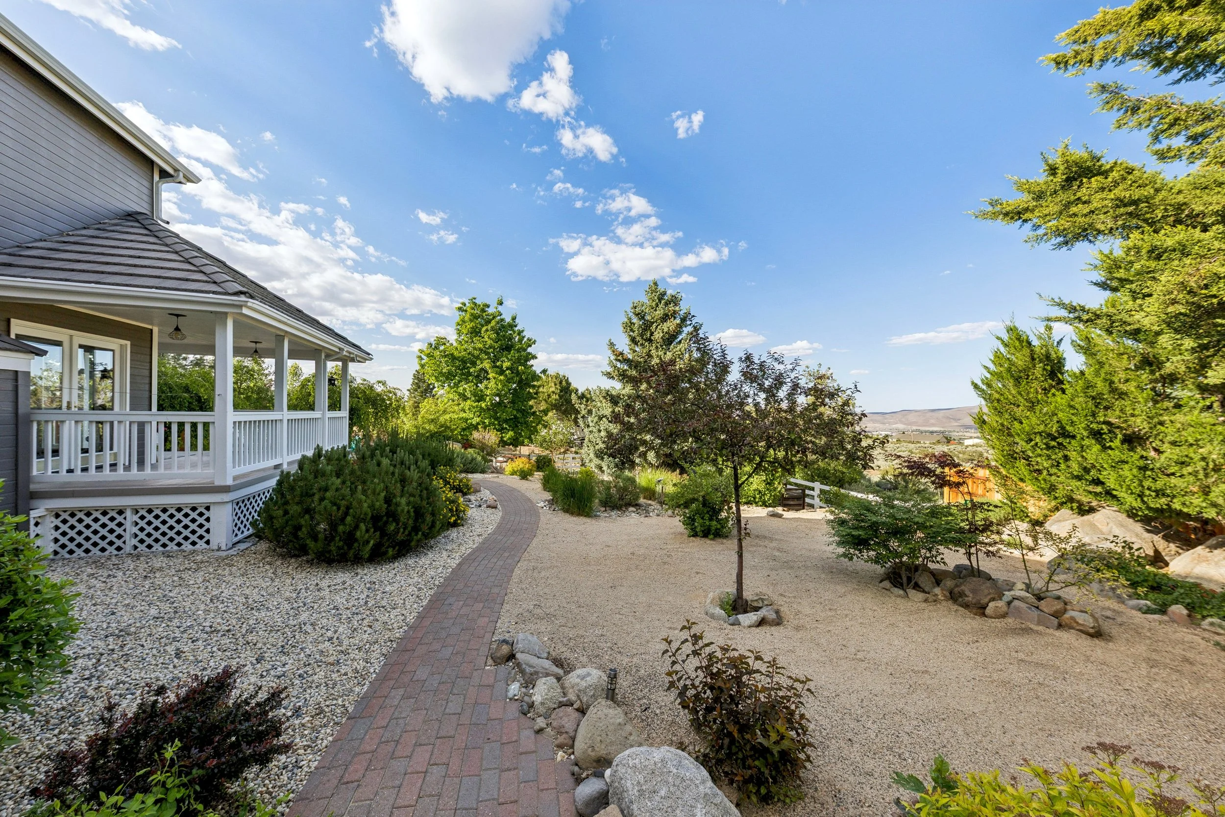 canopy-real-estate-2425-killington-drive-back-yard-exterior-path-3.jpg