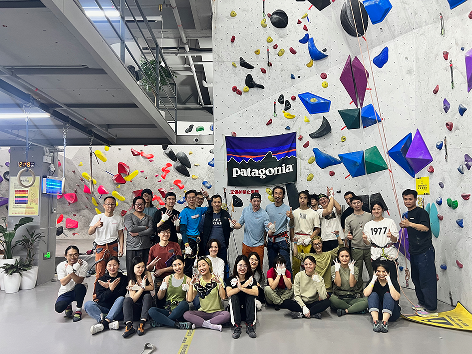 A learn to crack climb event hosted by the Liming Climbing Community and Climbism Gym in Shanghai back in the winter of 2023.