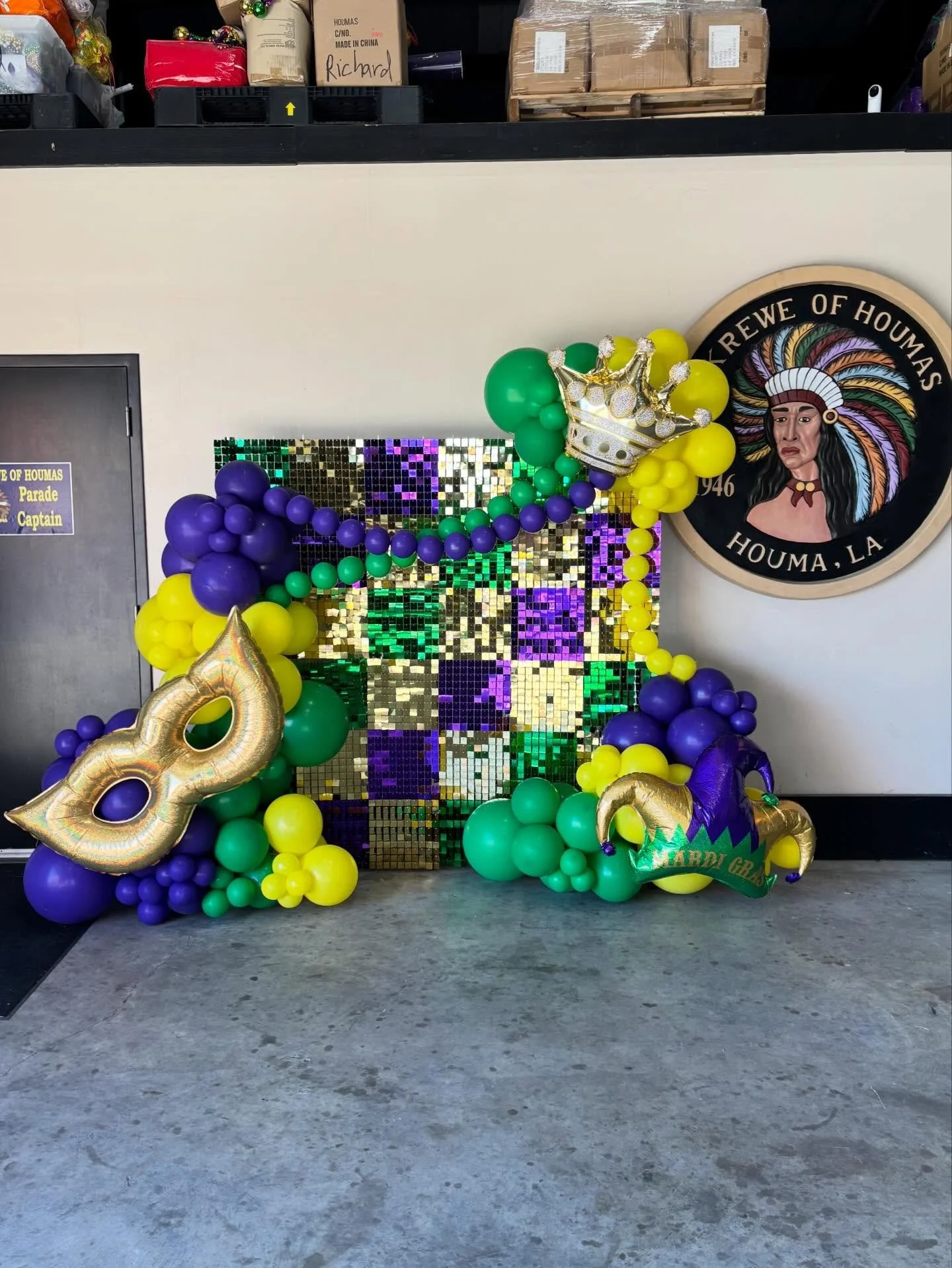 Happy Mardi Gras!! 💜💚💛 
From the Page Party at the skating rink to Family Day at the den! Thank you Krewe of Houmas!! 

#blondieballoons #mardigrasballoons #shimmerwall #ballooncenterpiece #pageparty